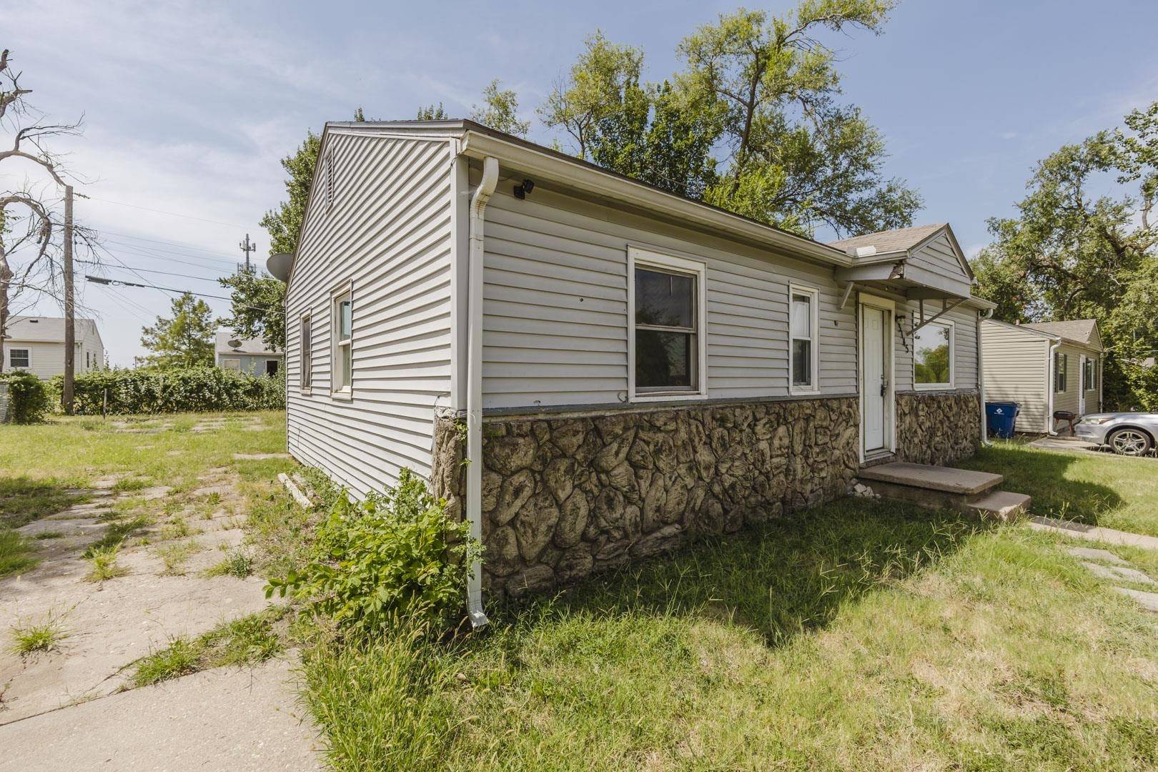 3145 E Ethel, Wichita, KS 67219