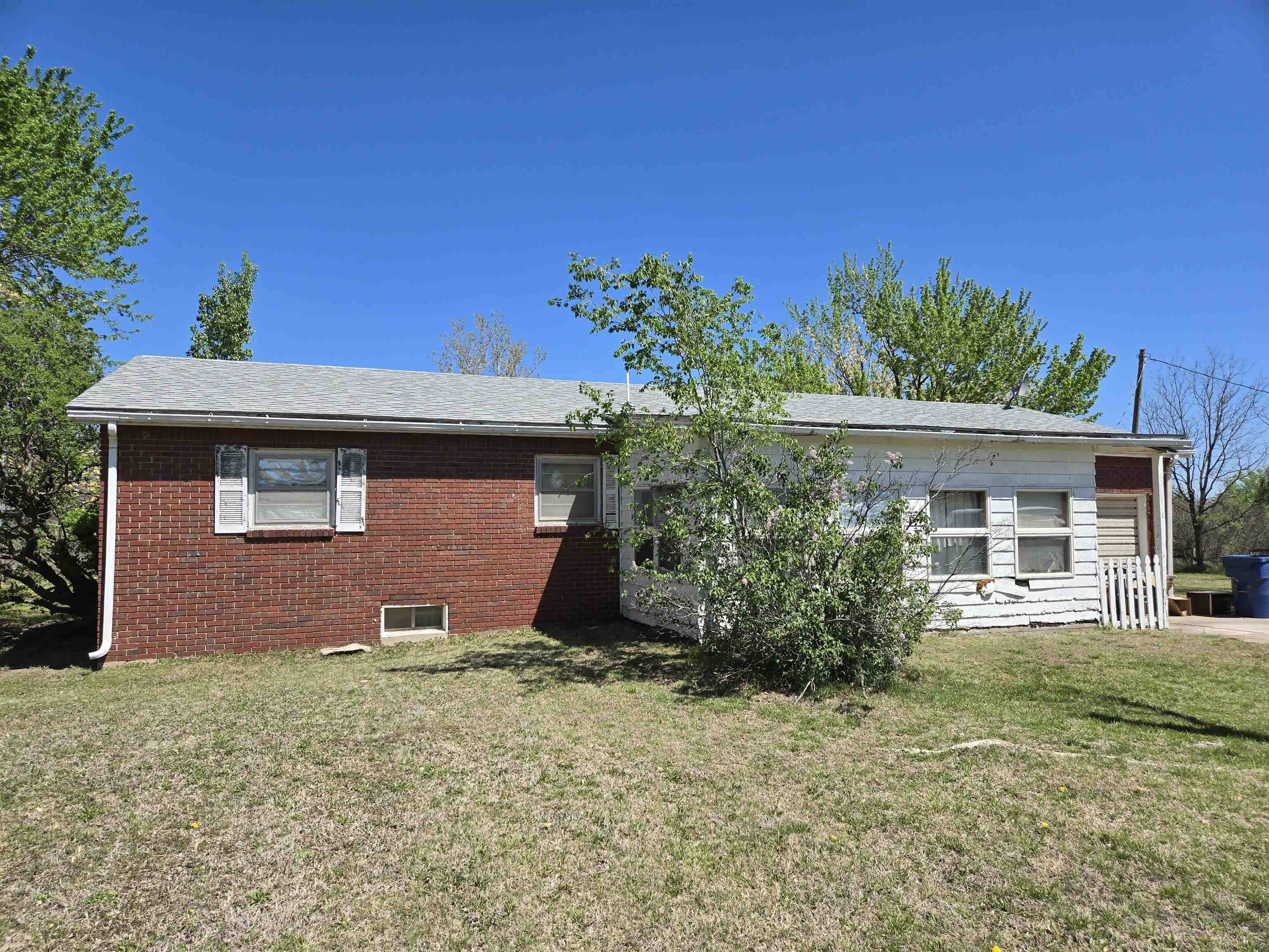 13100 E 53rd St N, Wichita, KS 67228