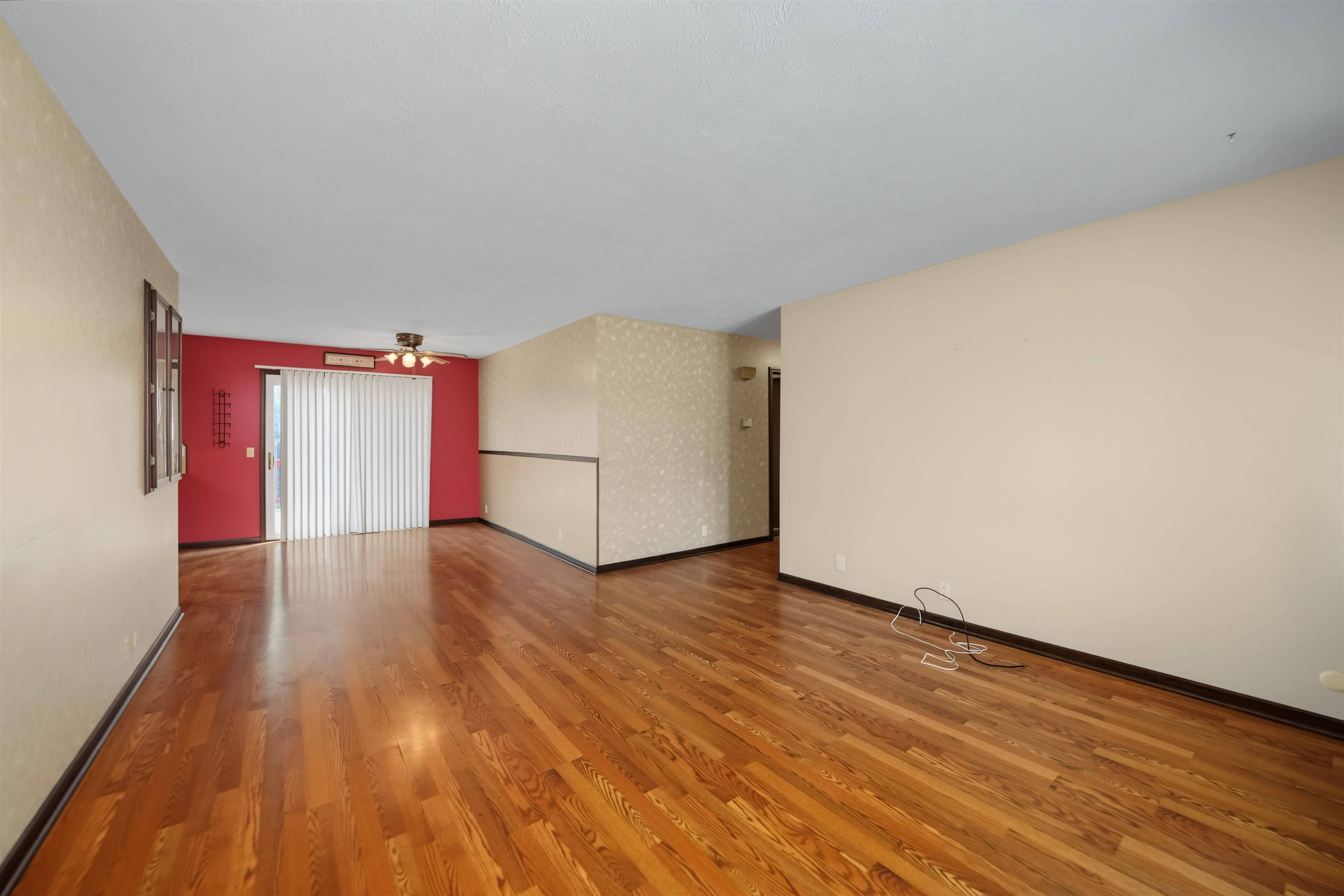 2267 S Ohio St, Salina, KS 67401
