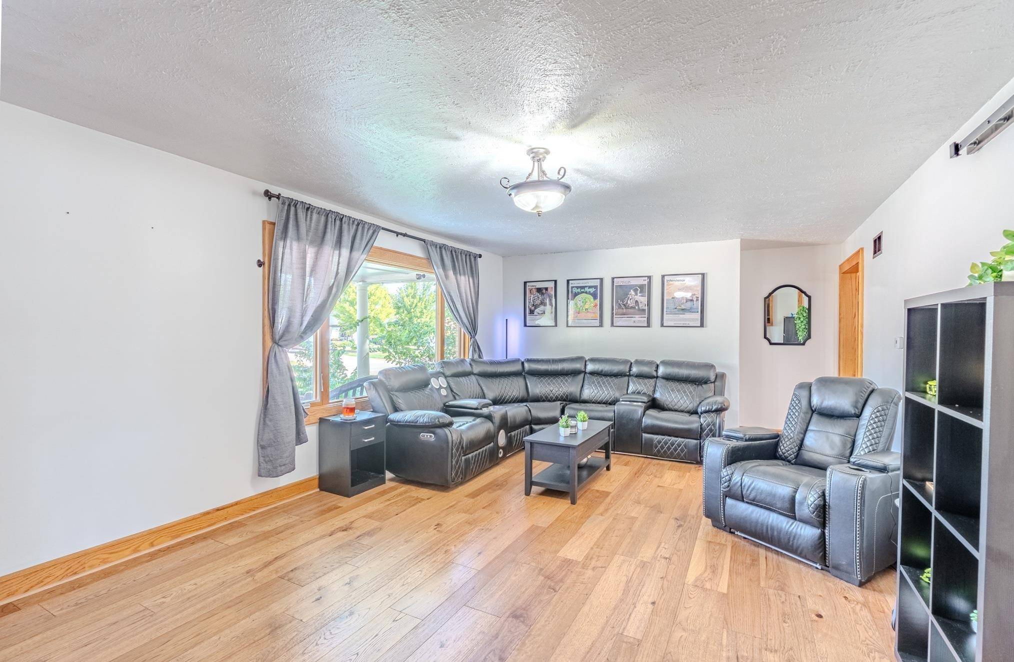 3301 S Walnut, Wichita, KS 67217