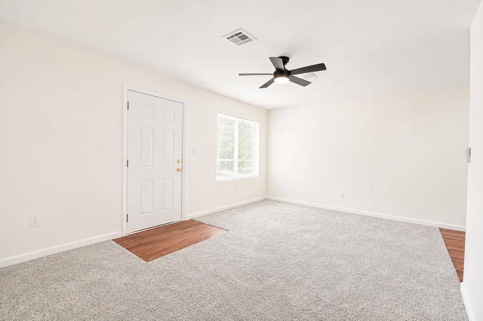 1639 N Hydraulic, Wichita, KS 67214