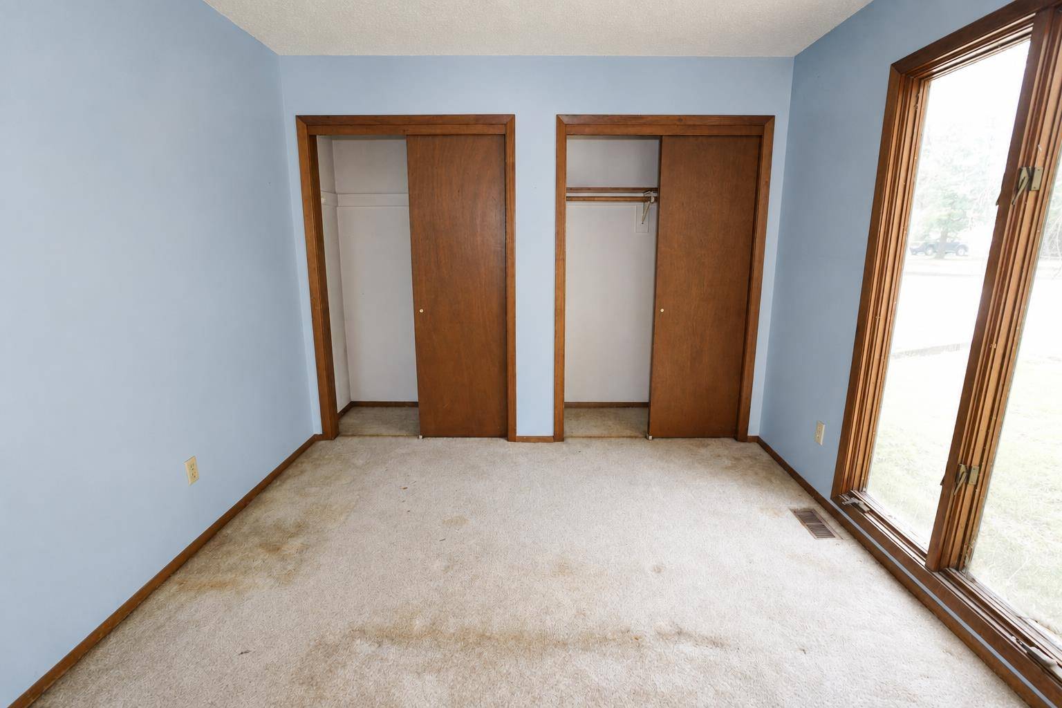 512 SW 11th, Newton, KS 67114