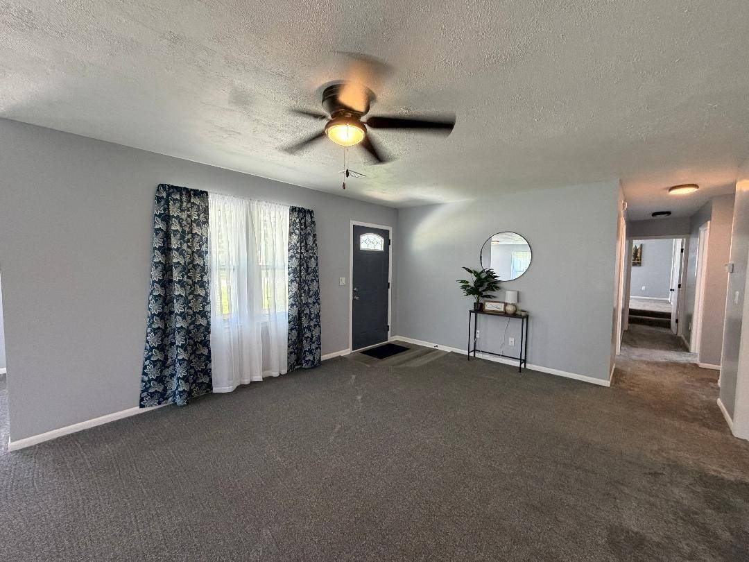 5757 S Mead Ave, Wichita, KS 67216
