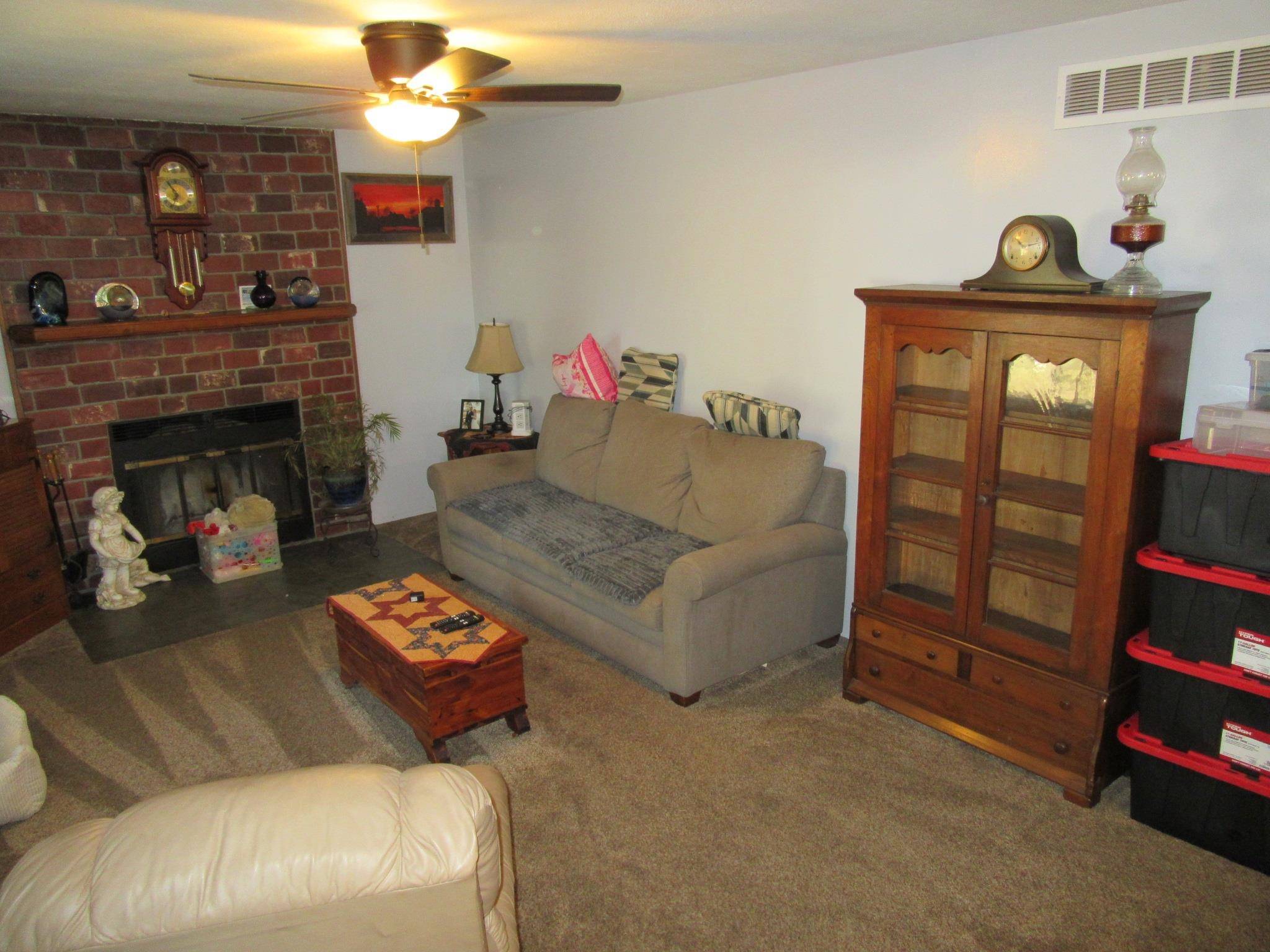 6435 N Wendell St, Park City, KS 67219