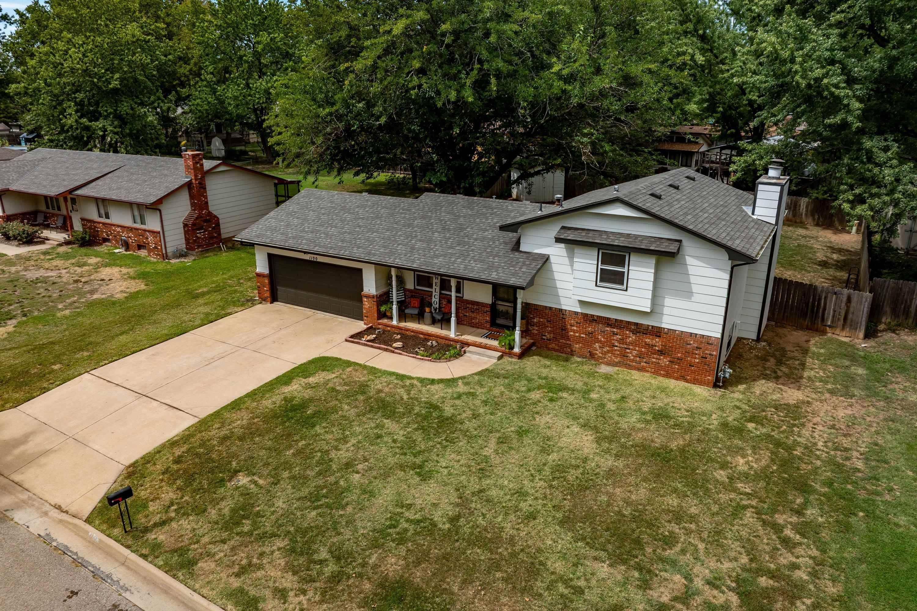 1100 E Market St, Derby, KS 67037