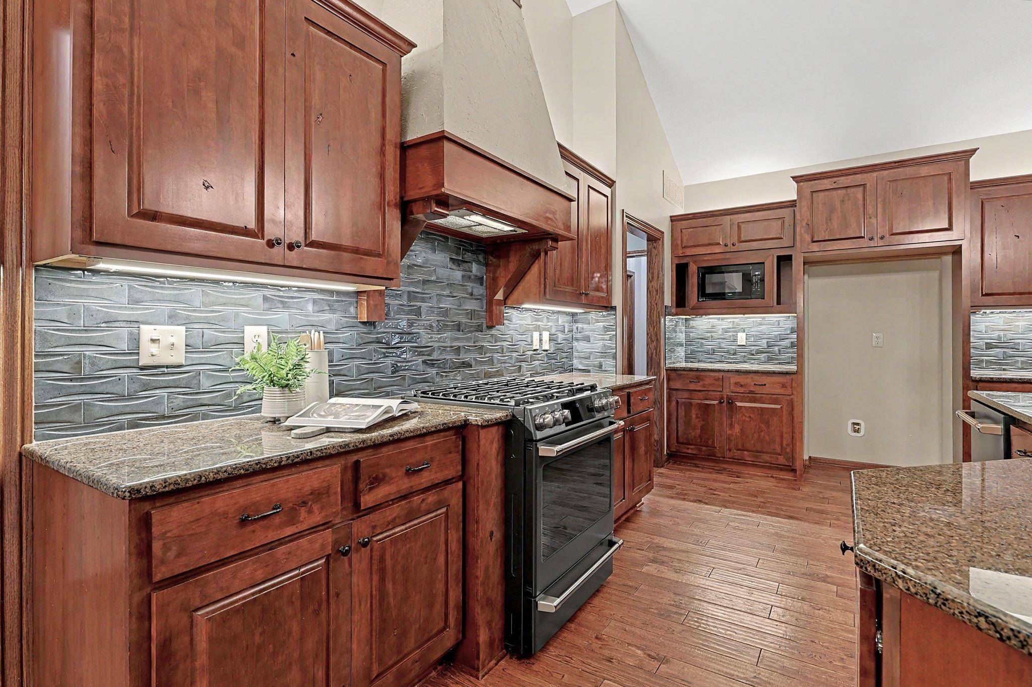 3227 N Grey Meadow, Wichita, KS 67205