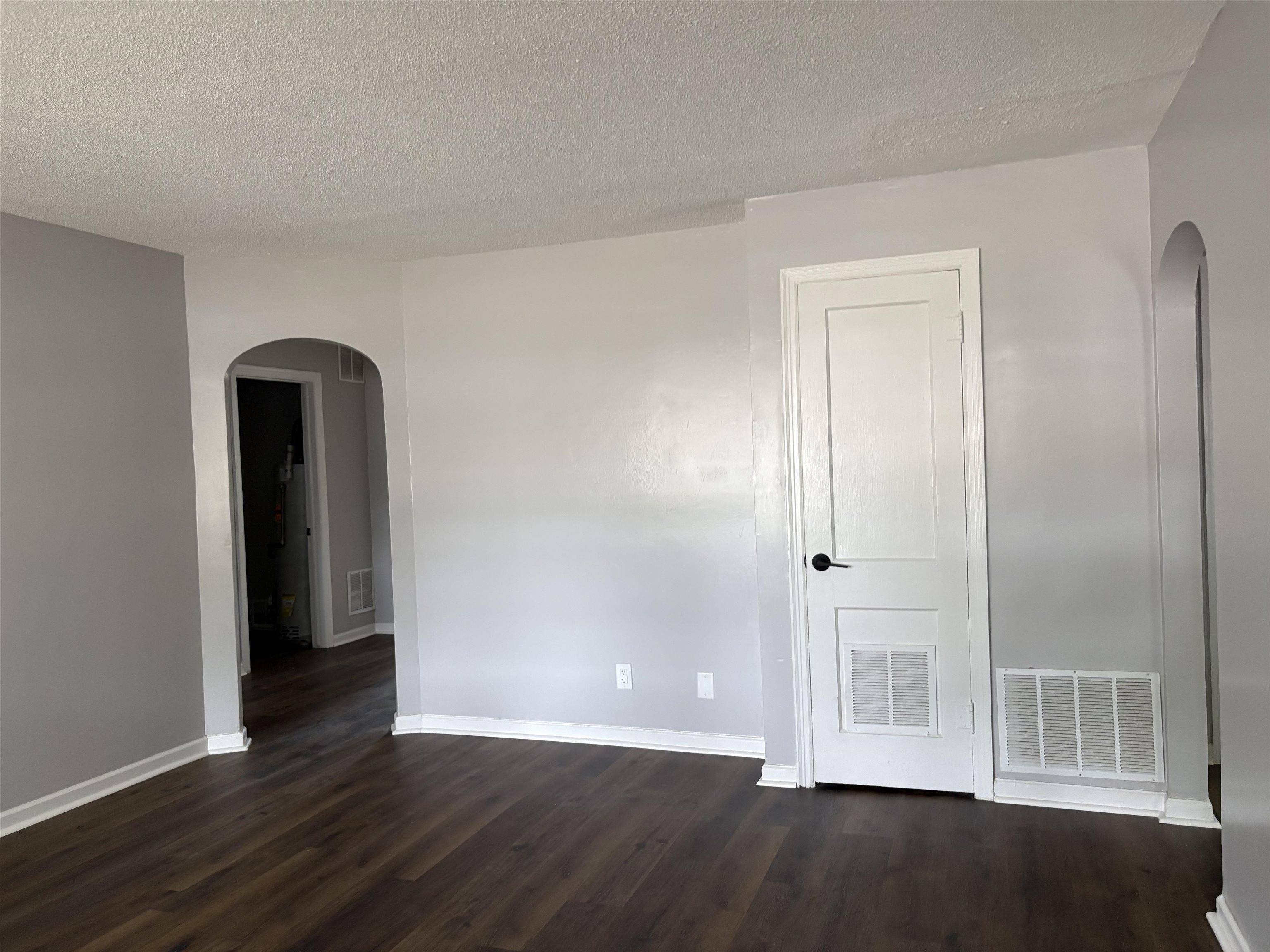 1712 S Erie Street, Wichita, KS 67211