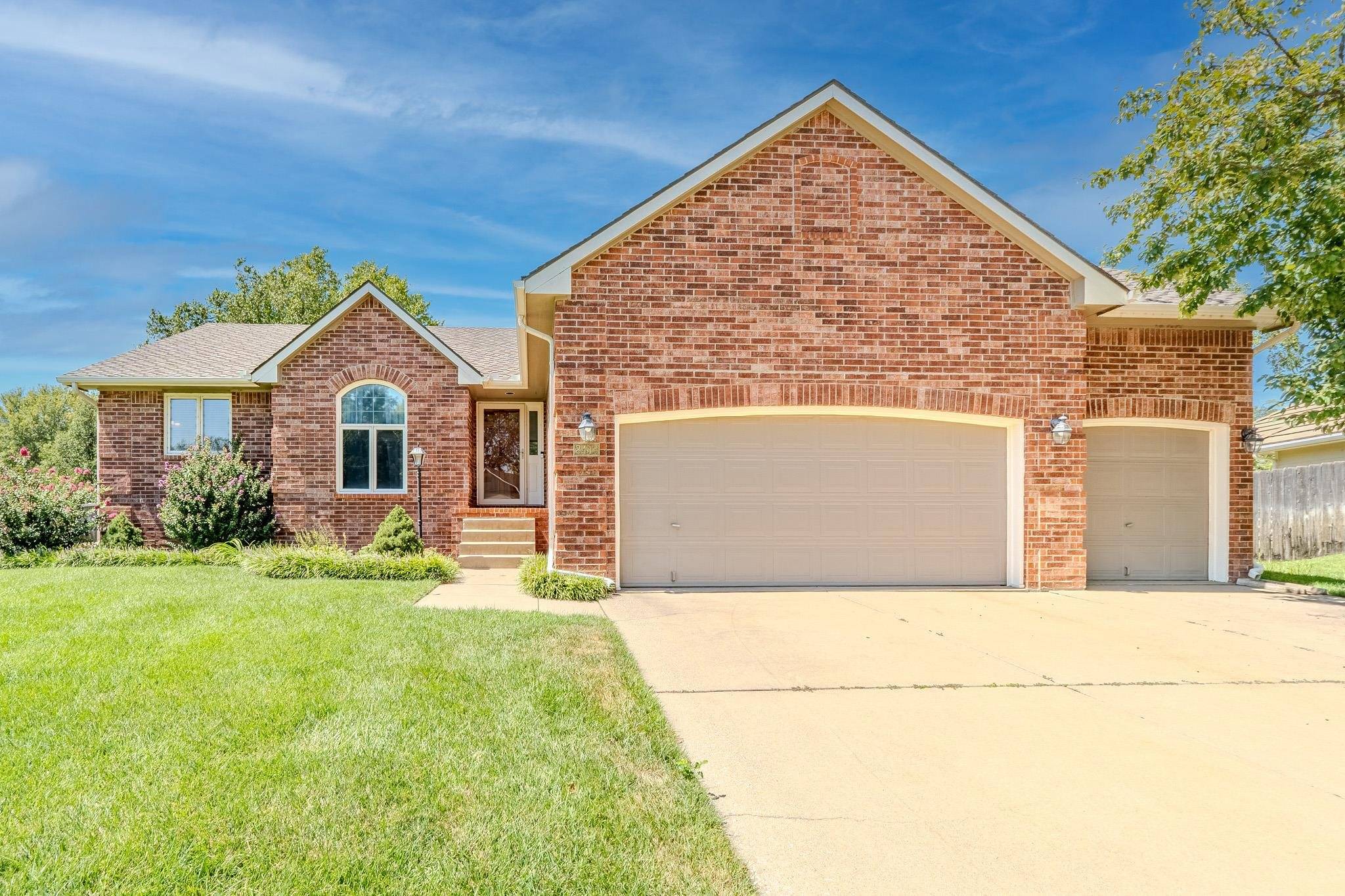 2413 N Watersedge Ct., Wichita, KS 67205