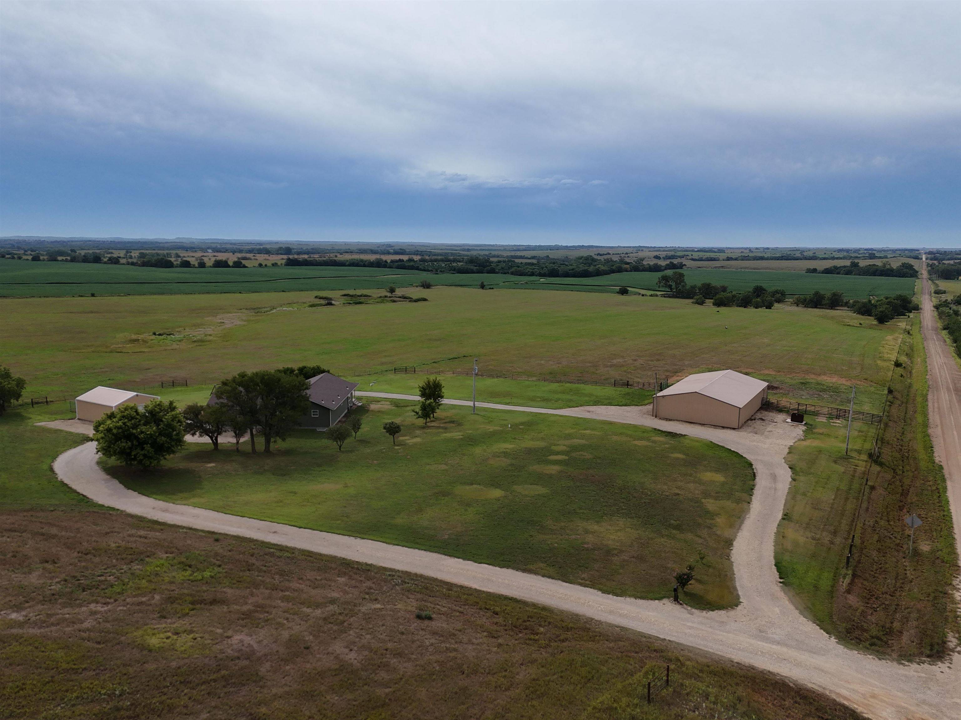 482 N 290th, Miltonvale, KS 67466