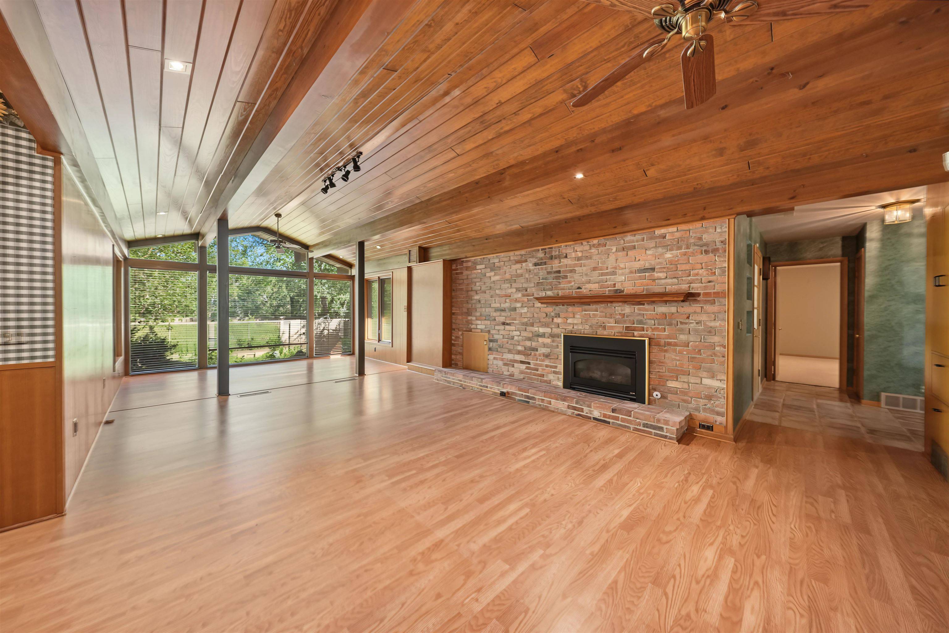 534 Upper Mill Hts. Dr., Salina, KS 67401