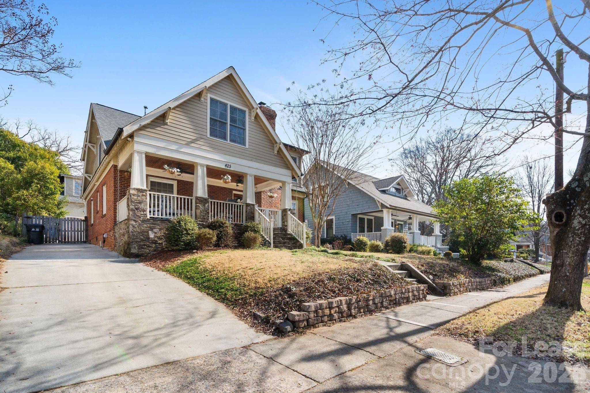 425 Tremont AVE E, Charlotte, NC 28203