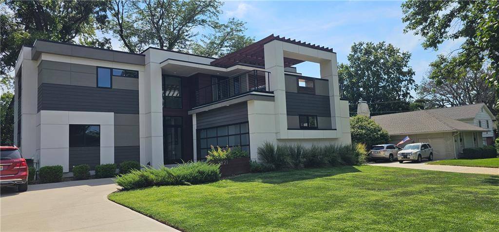 3521 W 73rd ST, Prairie Village, KS 66208