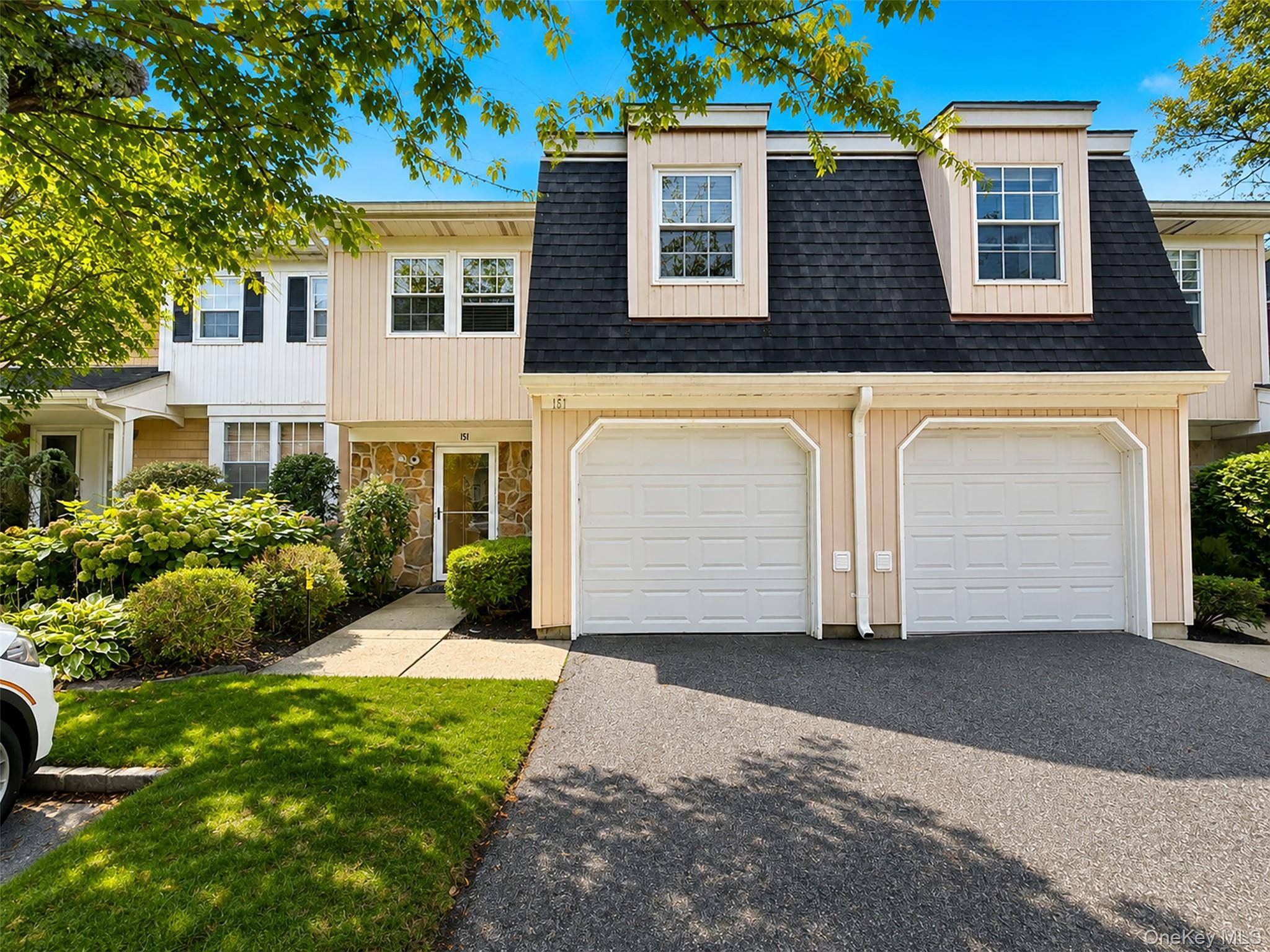 151 The Knoll, Syosset, NY 11791