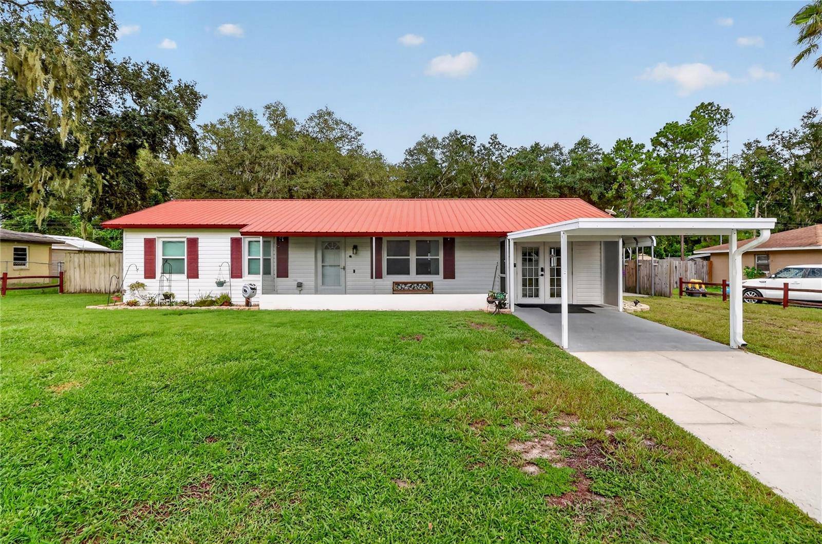 6312 SWEETWATER DR E, Lakeland, FL 33811