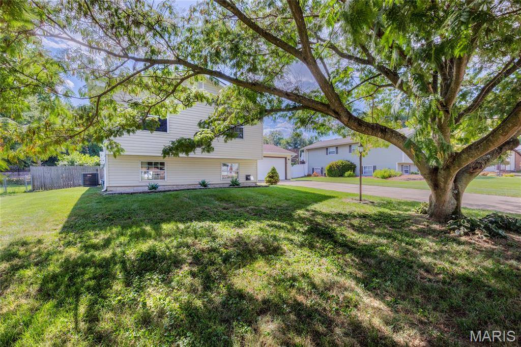 4708 Storeyland DR, Alton, IL 62002