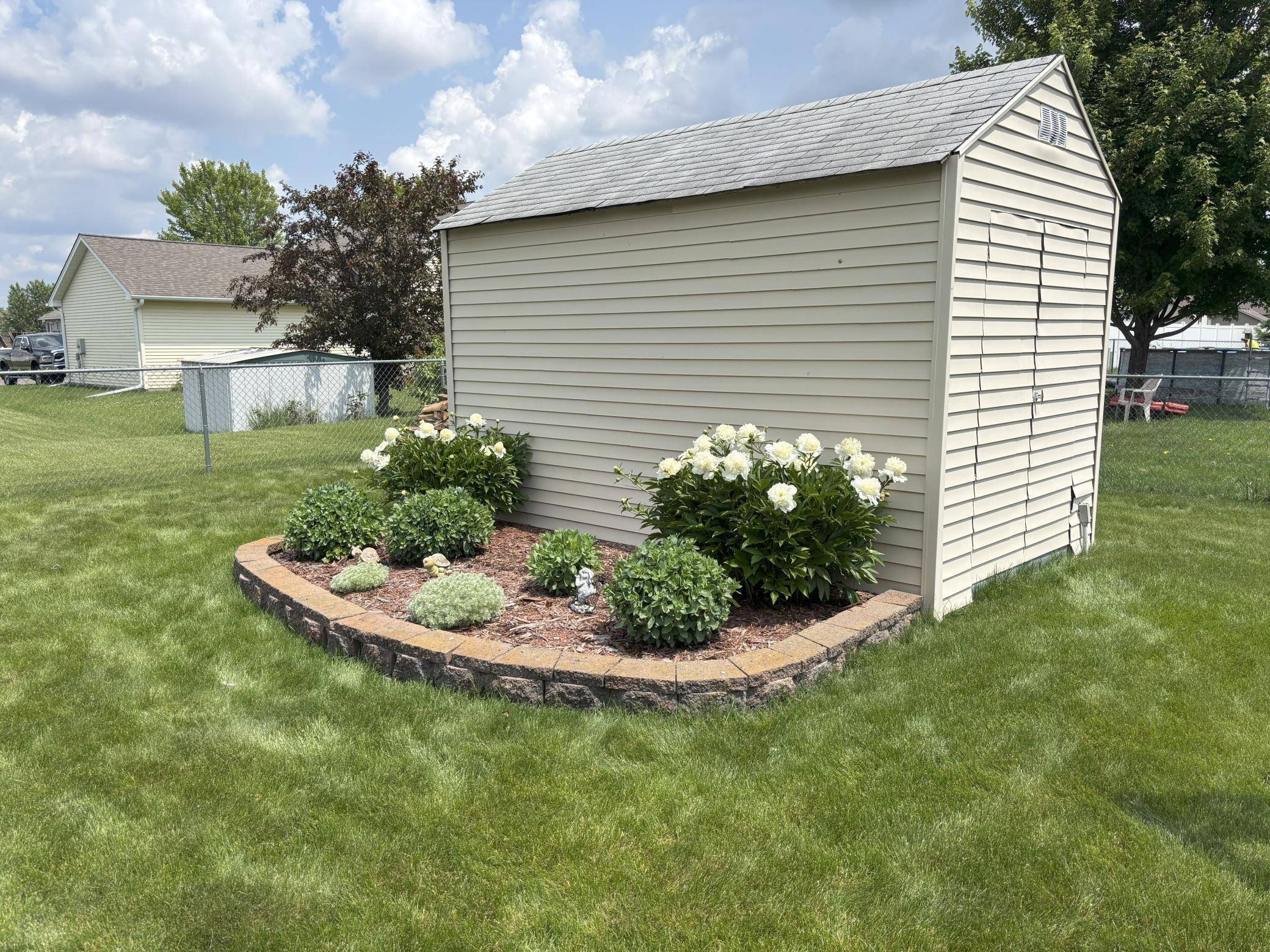 2030 Joes Lake RD SE, Cambridge, MN 55008