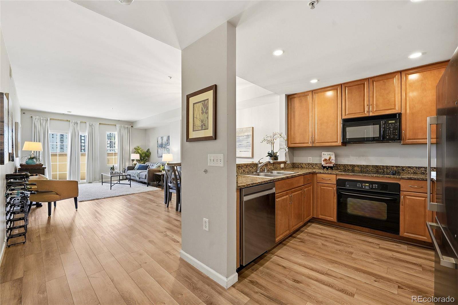 925 N Lincoln ST #4E, Denver, CO 80203