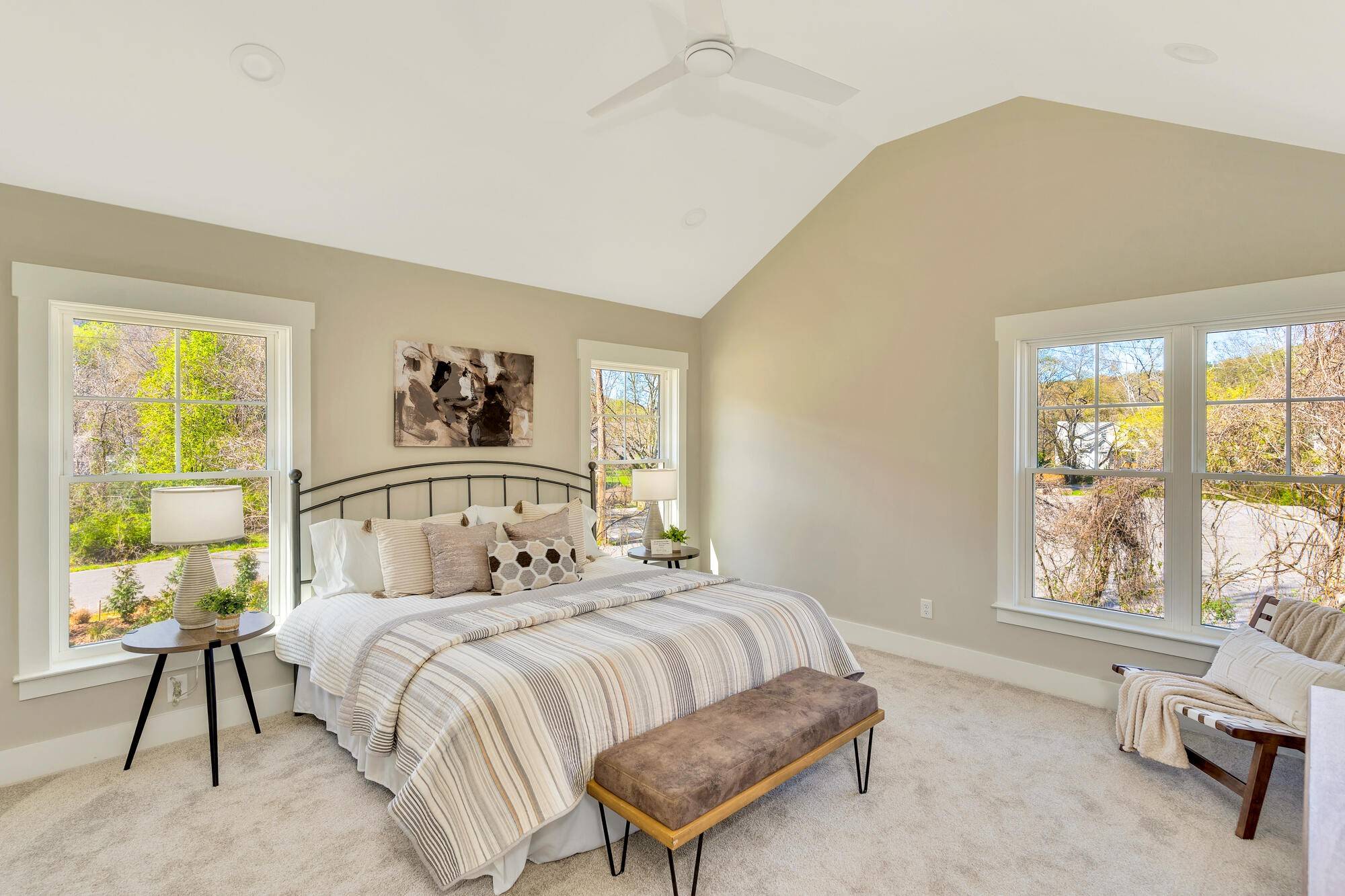 1366 Thomas Avenue, Chattanooga, TN 37409