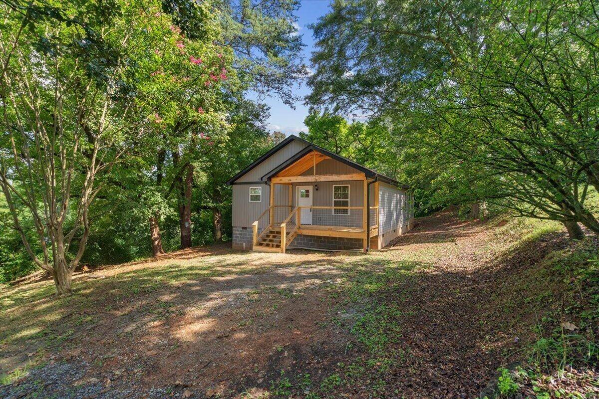 1001 Colerain Street, La Fayette, GA 30728