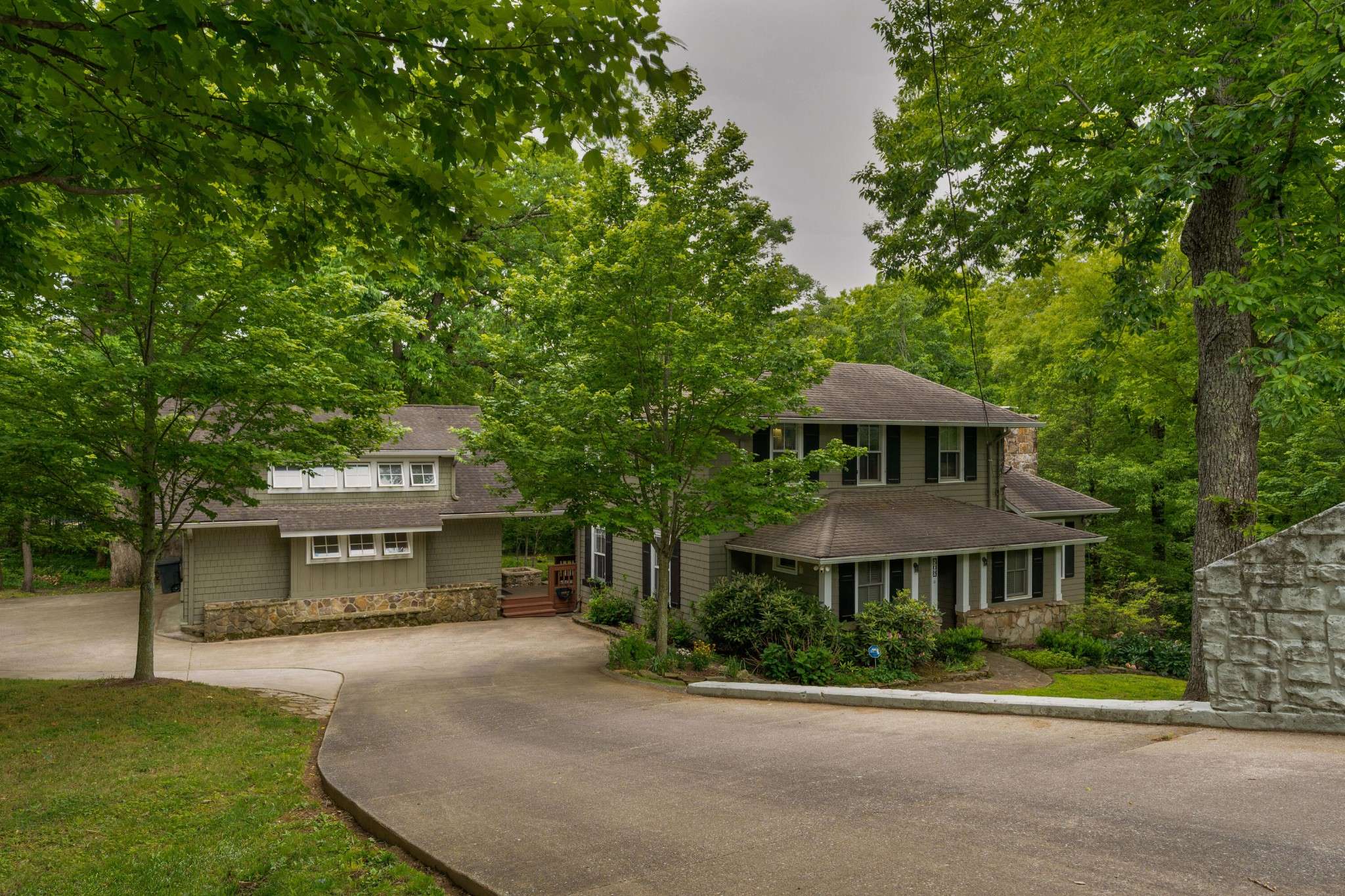 508 Scenic Highway, Lookout Mountain, TN 37350