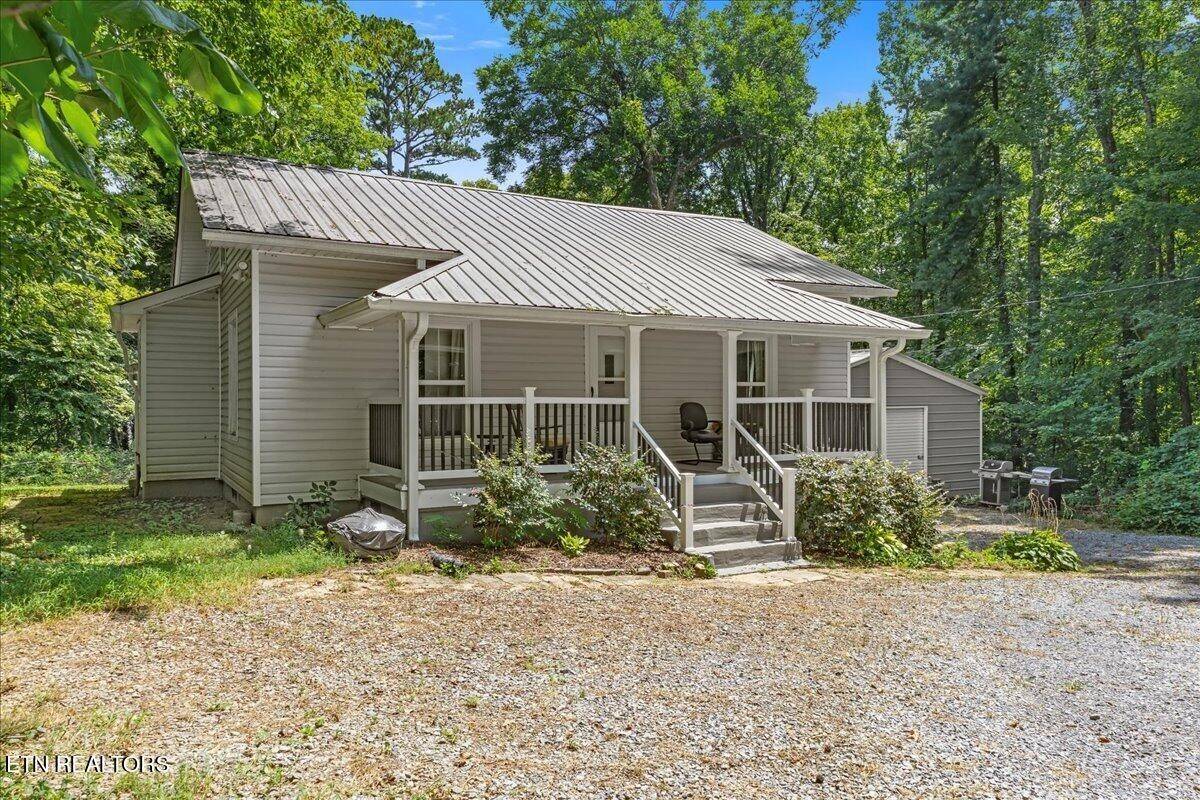 795 Athens Pike, Etowah, TN 37331