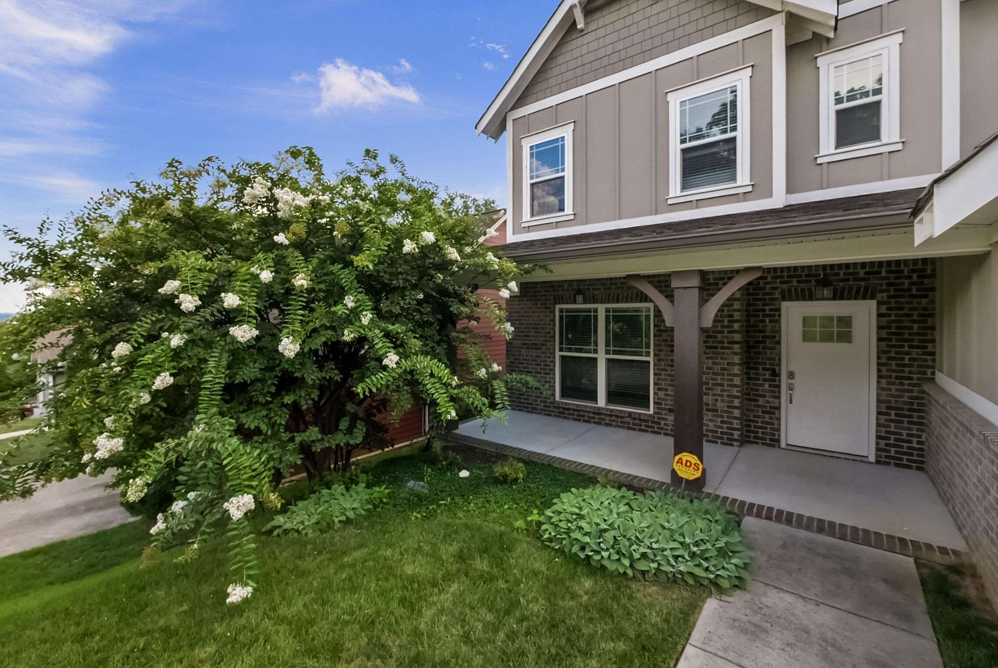 1276 Bridgeview Drive, Chattanooga, TN 37415
