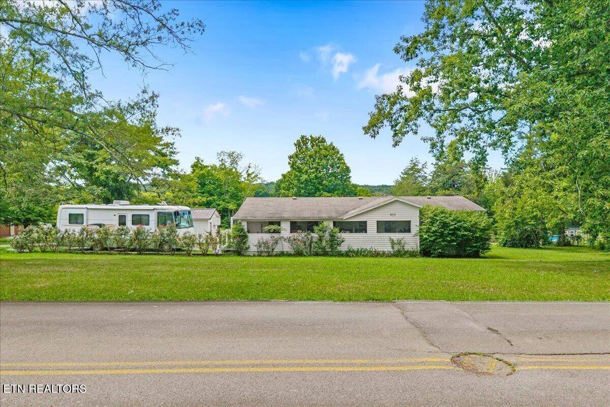 955 N Main St, Decatur, TN 37322