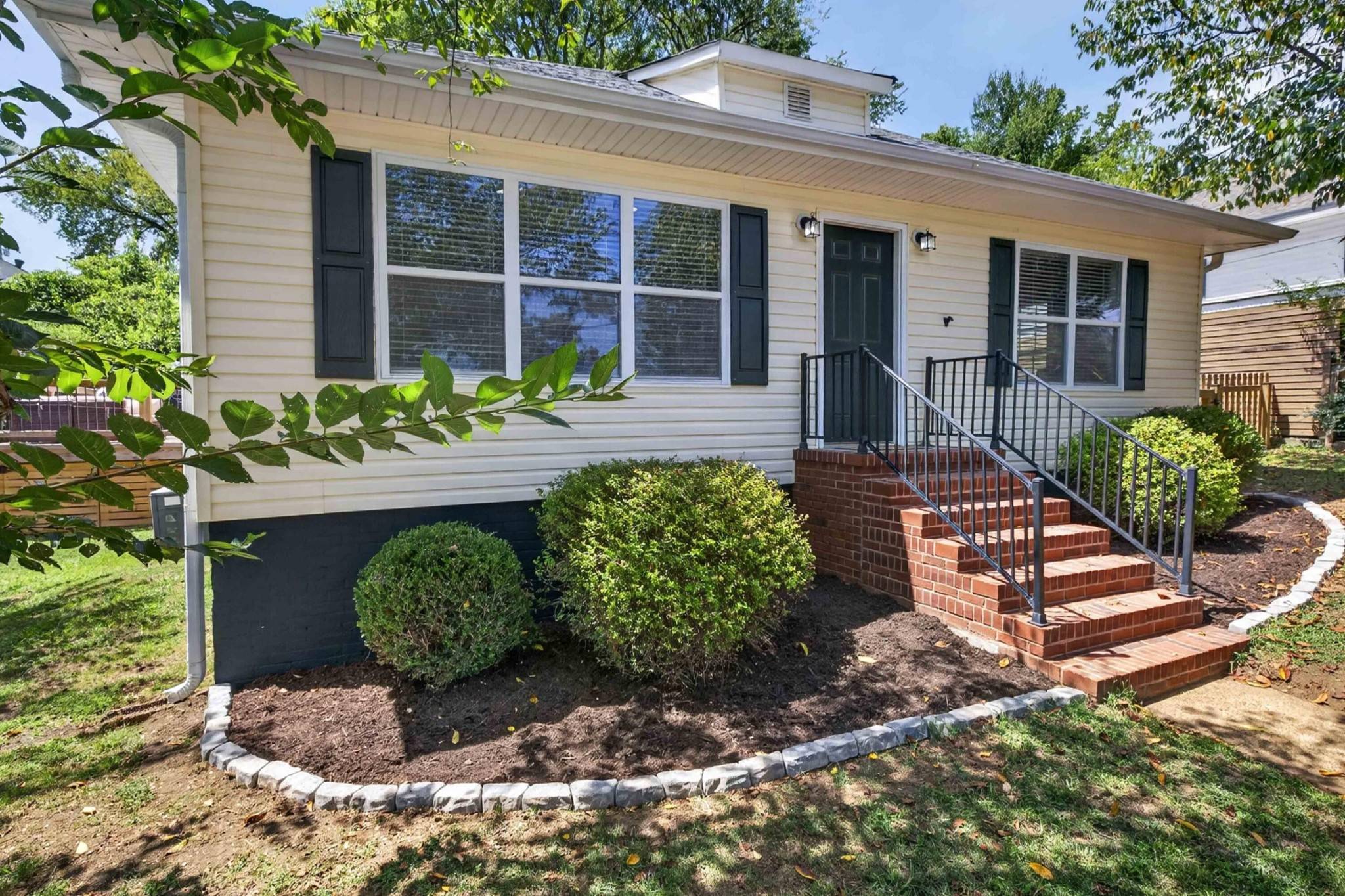 3353 Whitney Street, Lupton City, TN 37351