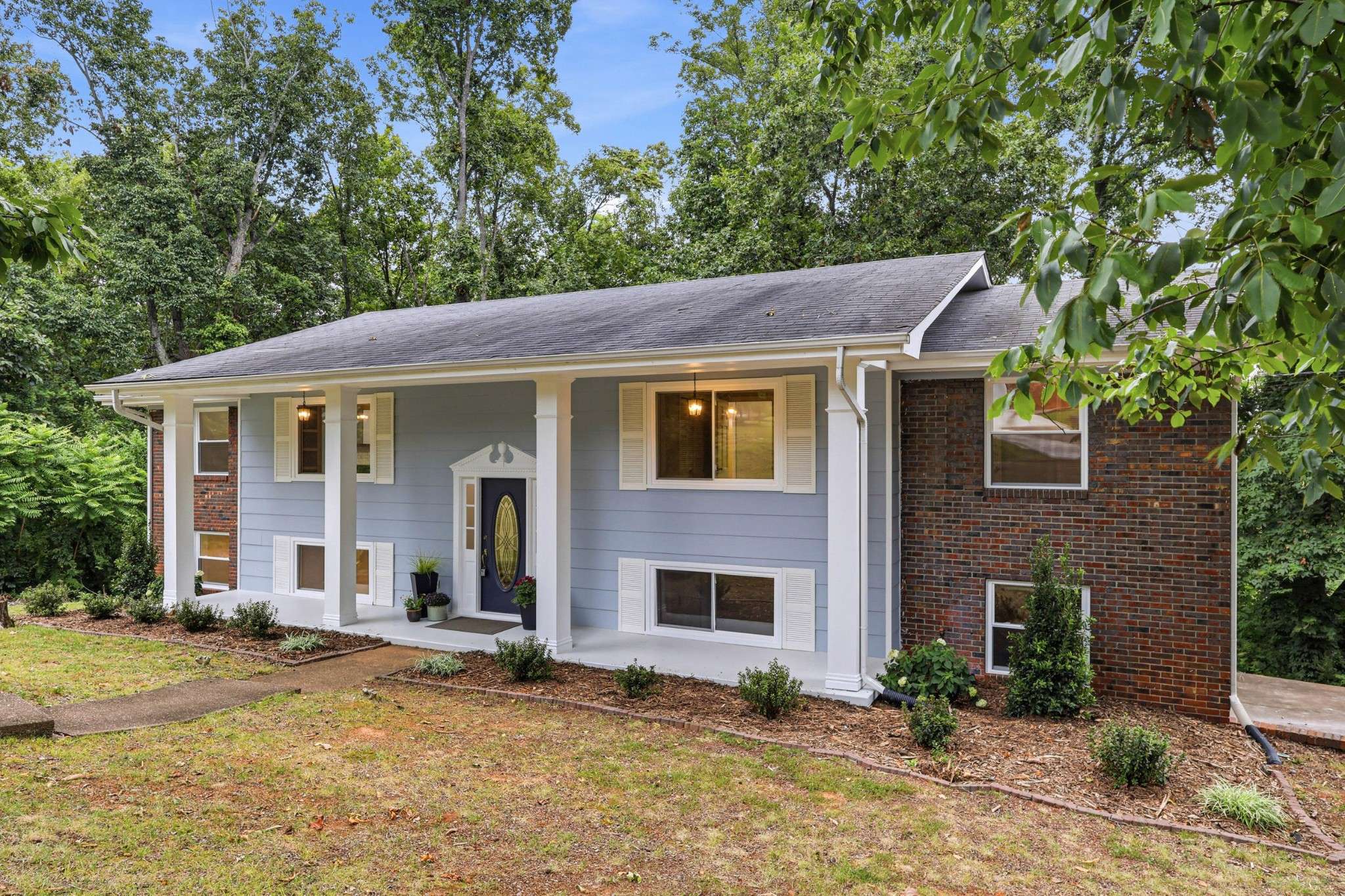 2824 Ridgecrest Drive, Chattanooga, TN 37406