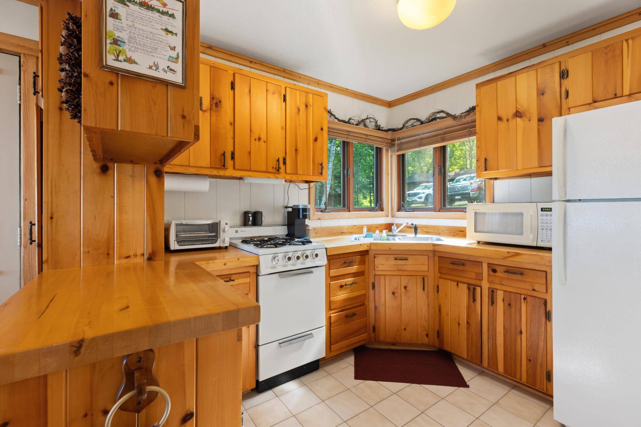 28867 Gene RD, Merrifield, MN 56465