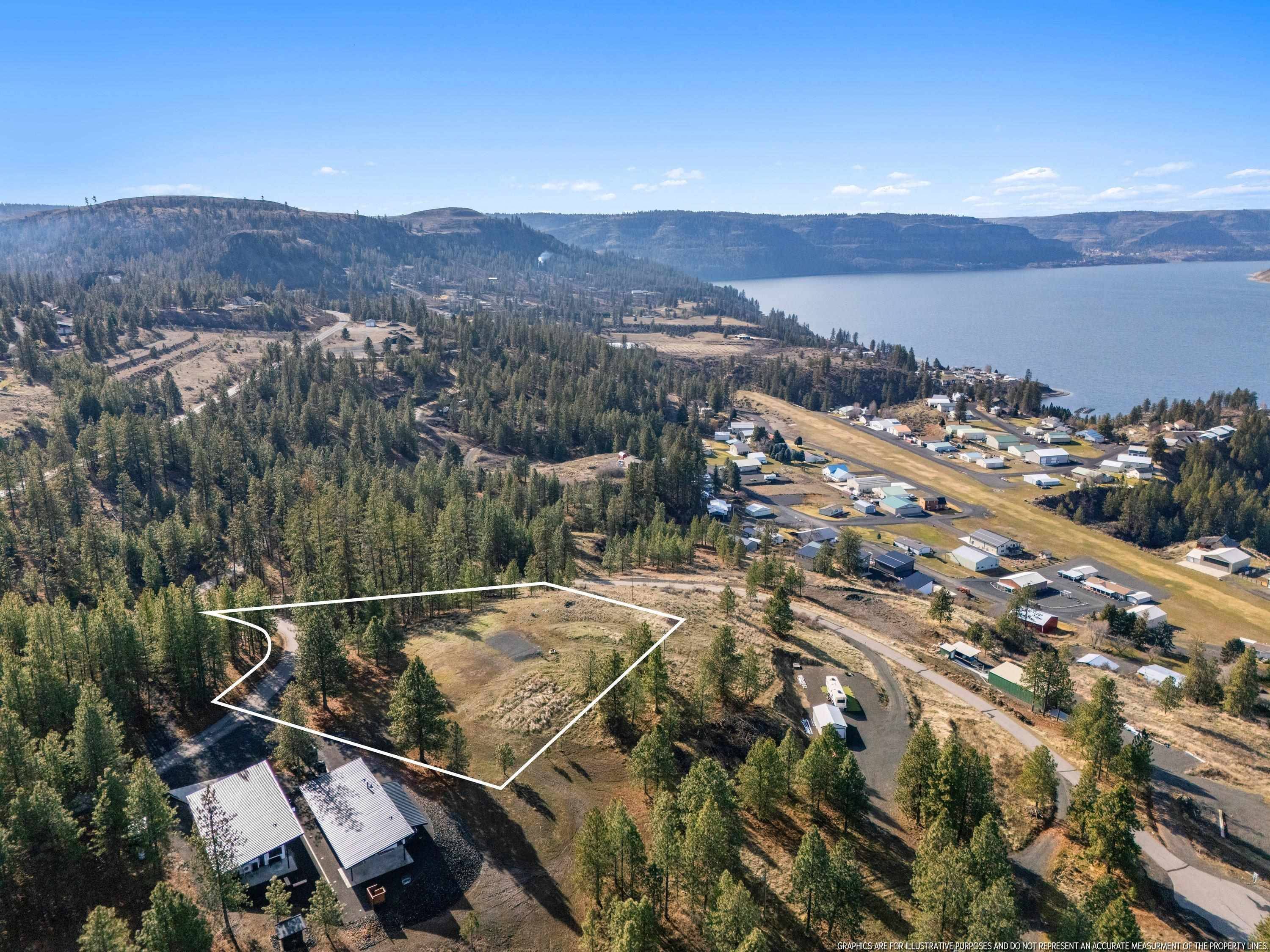 30425 River Bend Ln E, Davenport, WA 99122