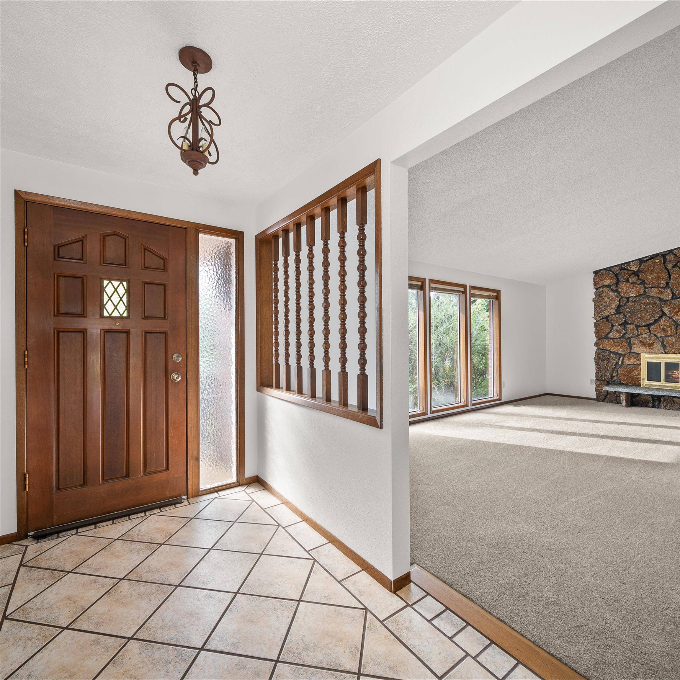 8516 N Greenwood St, Spokane, WA 99208