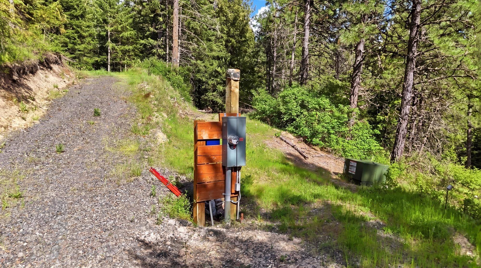 15727 N Koth Rd, Newman Lake, WA 99025