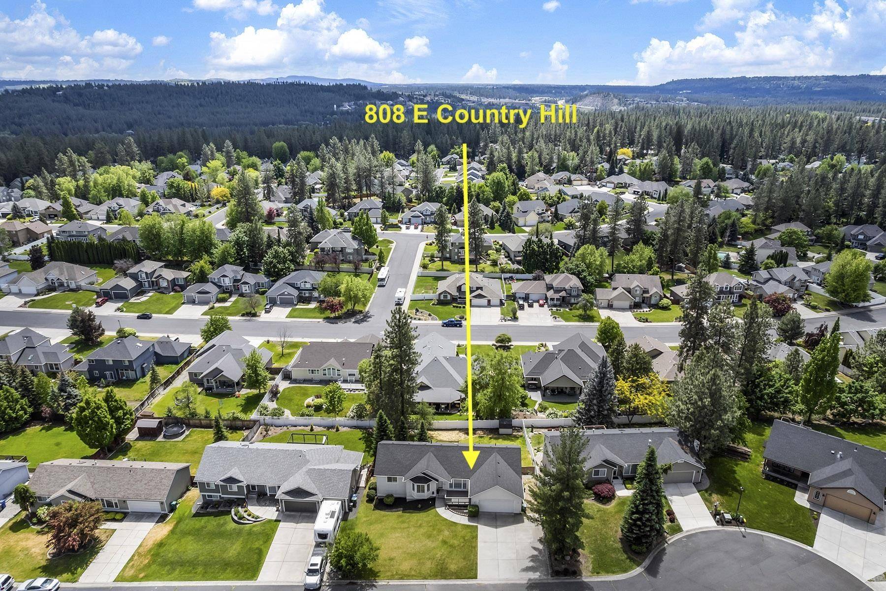 808 E Country Hill Ct, Spokane, WA 99208
