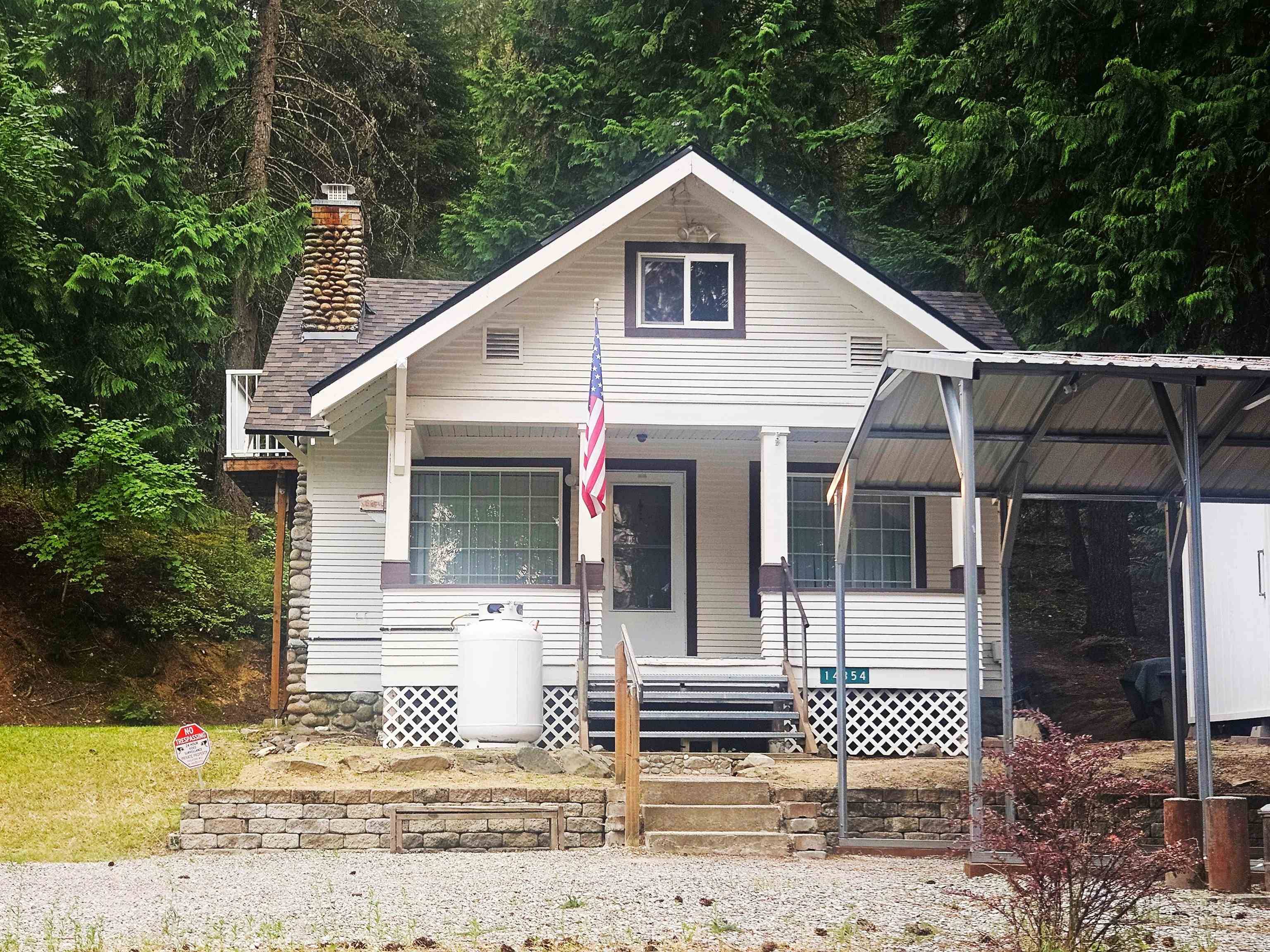 14354 N MEADOW Ln, Newman Lake, WA 99025