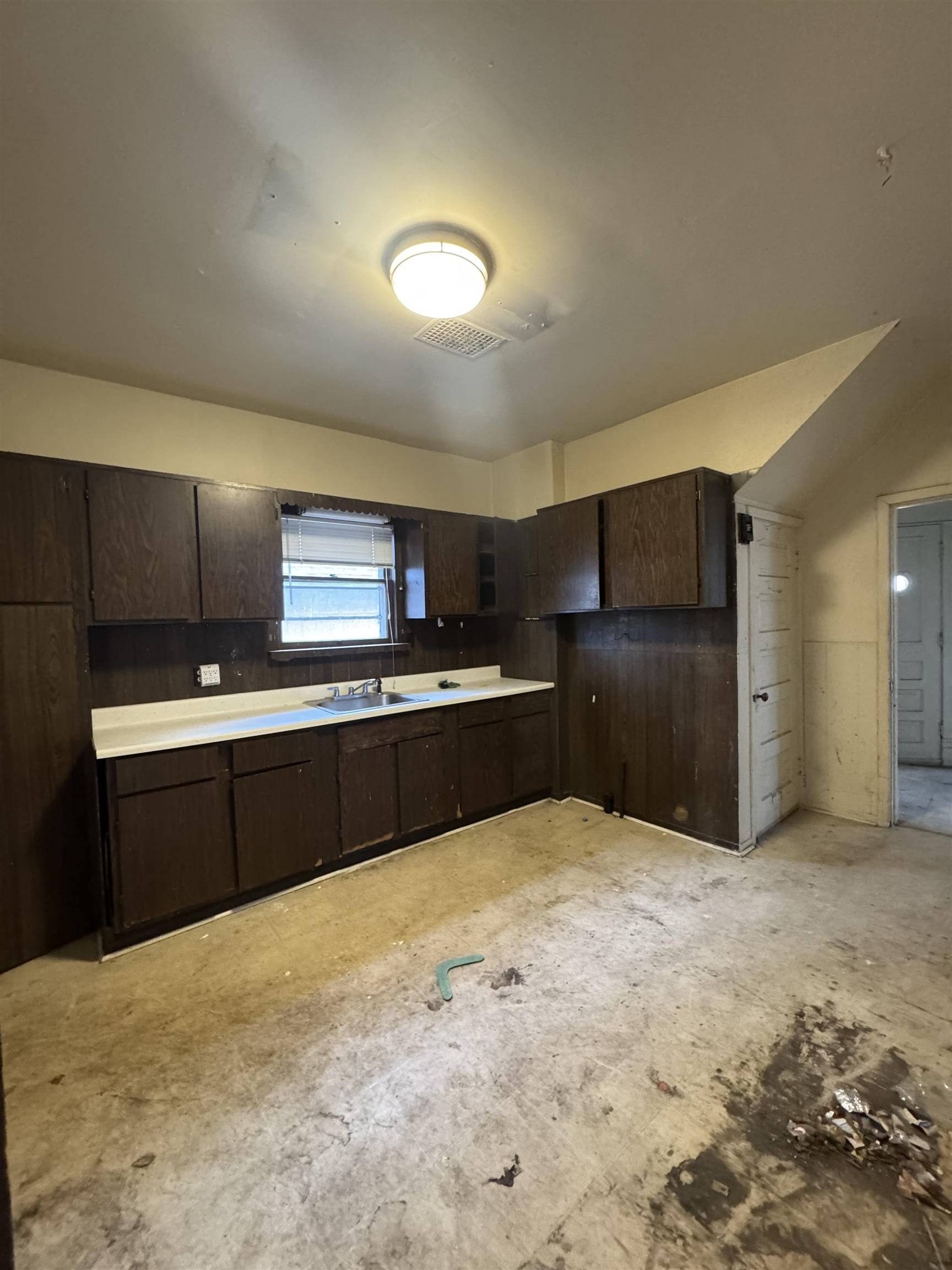 1220 N Madison St, Spokane, WA 99201