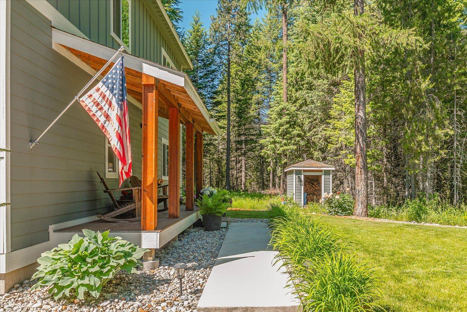 220 Dads Ln, Newport, WA 99156