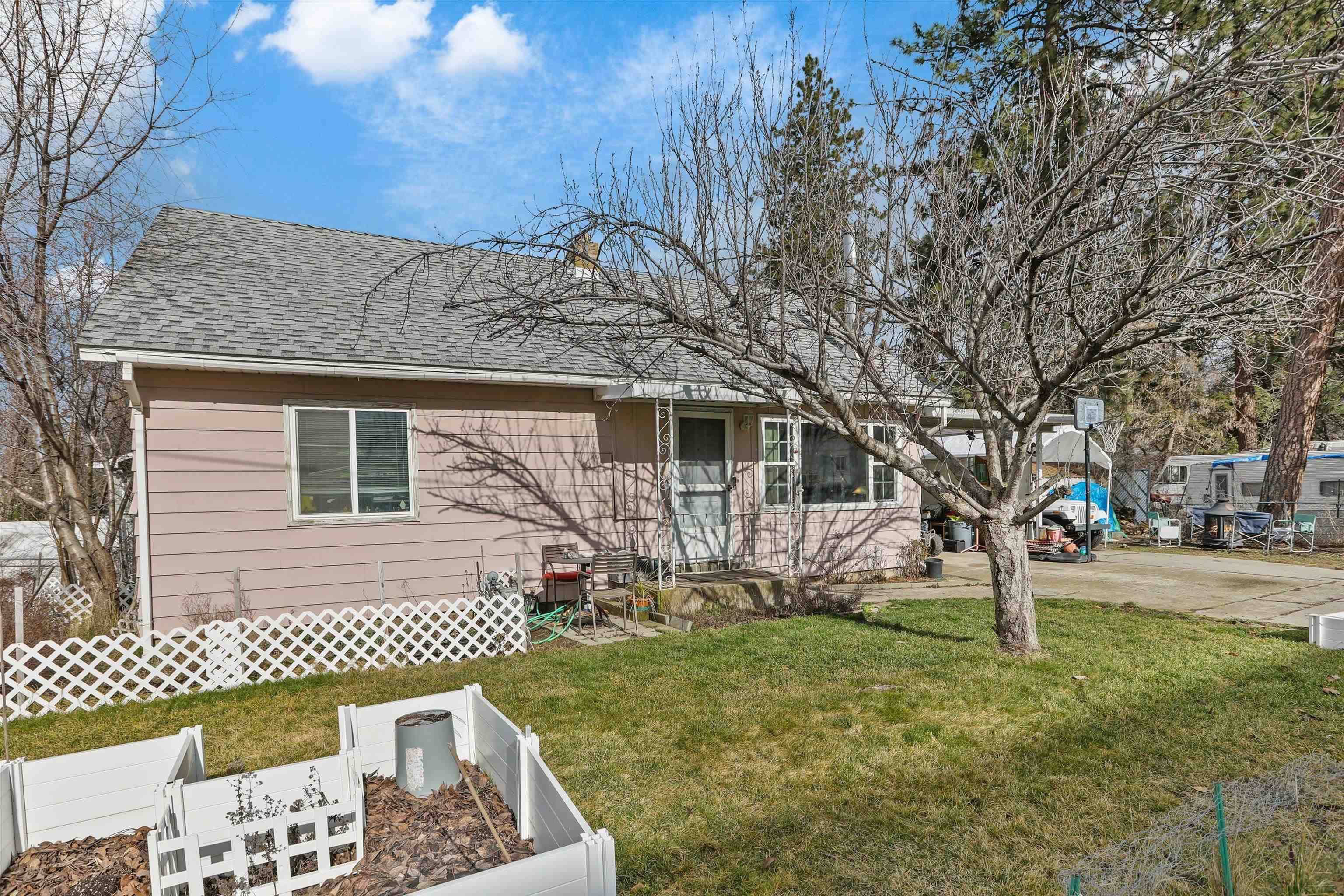 10505 E 10th Ave, Spokane Valley, WA 99206