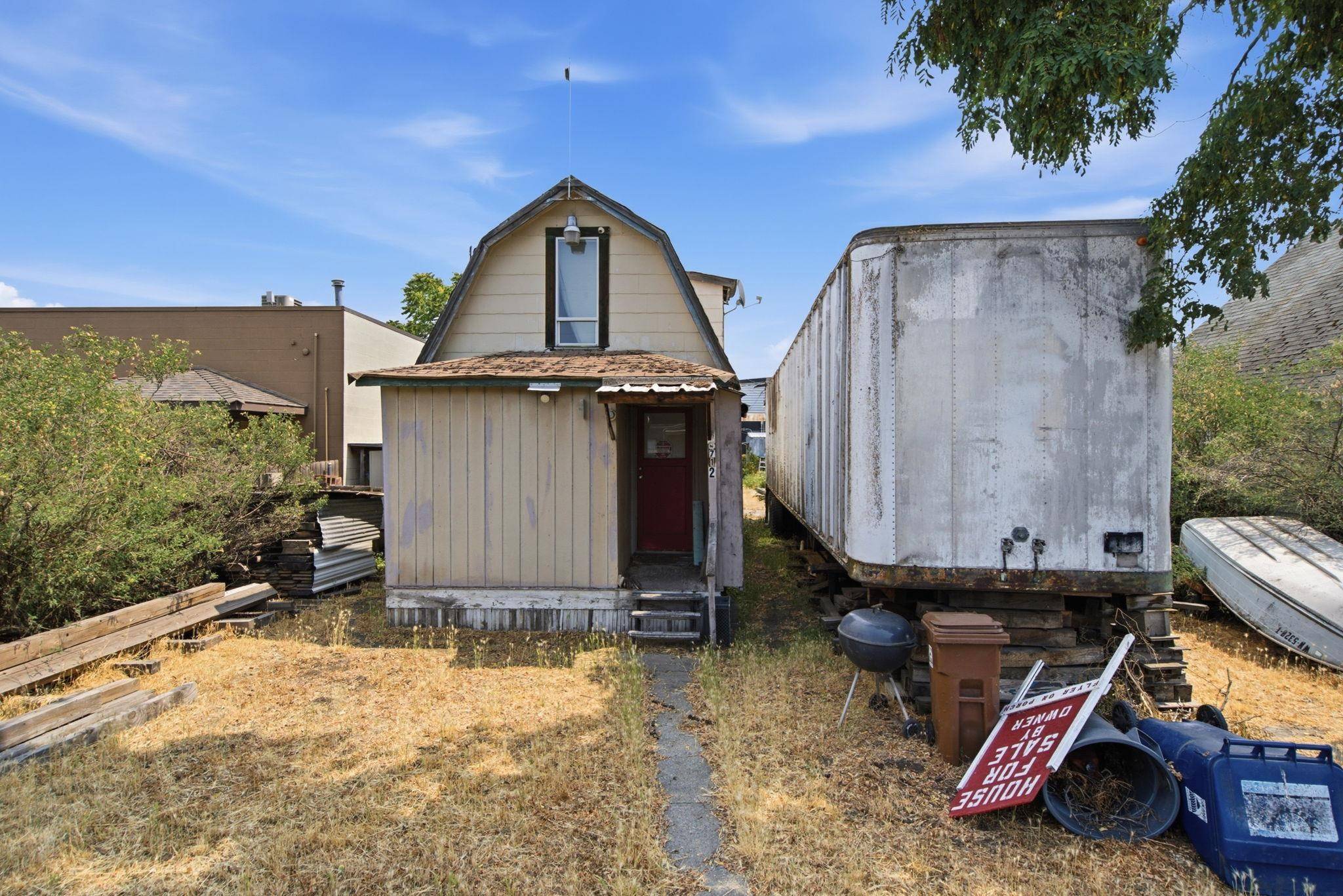 712 N Hogan St, Spokane, WA 99202