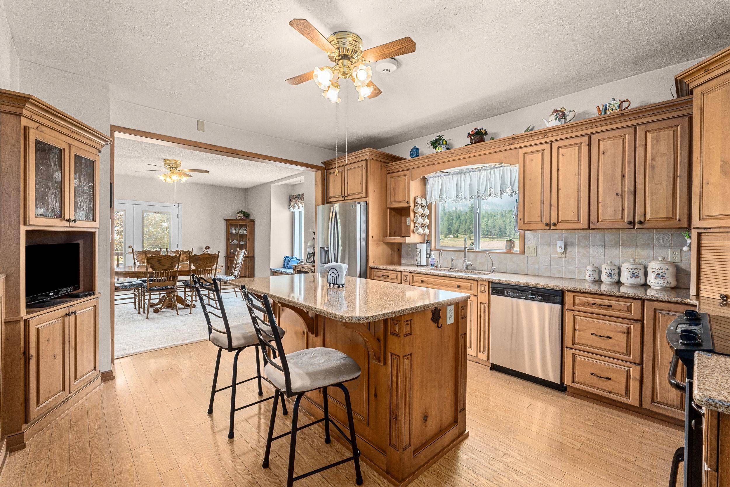 2228 Blue Creek Rd, Addy, WA 99101