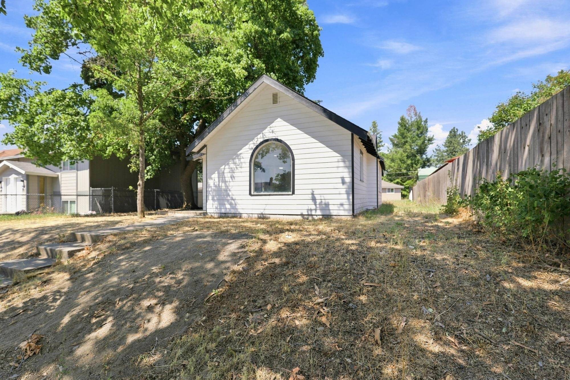 1103 E Broad Ave, Spokane, WA 99207