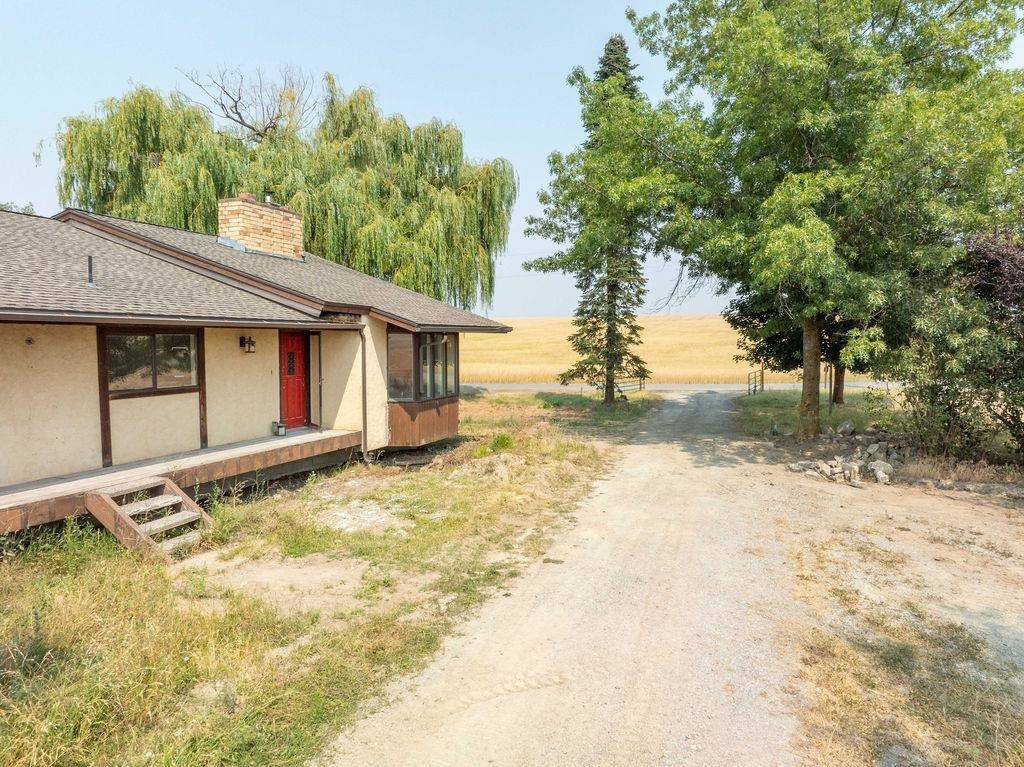 13506 E FARWELL Rd, Spokane, WA 99217