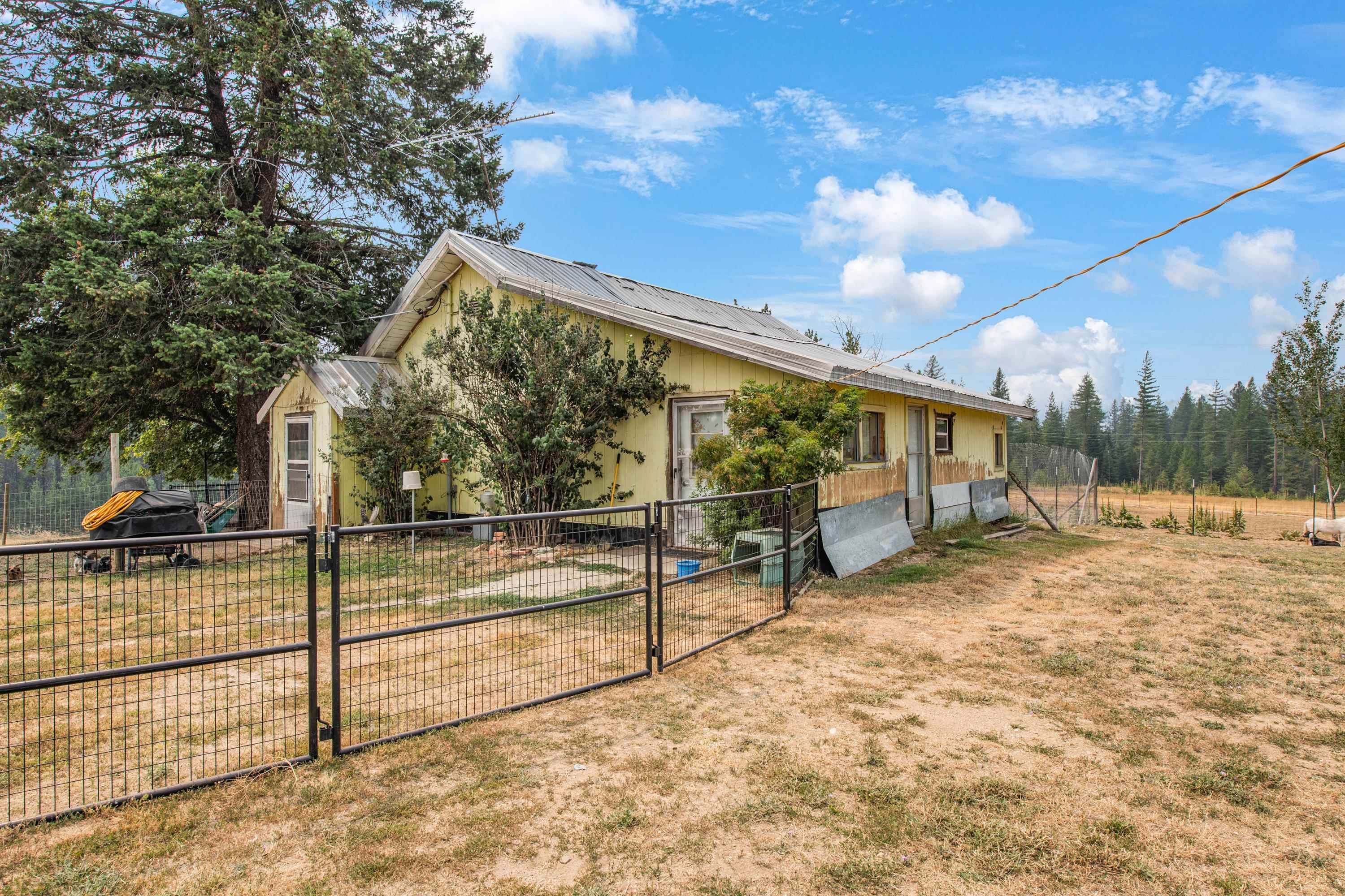150 Weber Rd, Newport, WA 99156