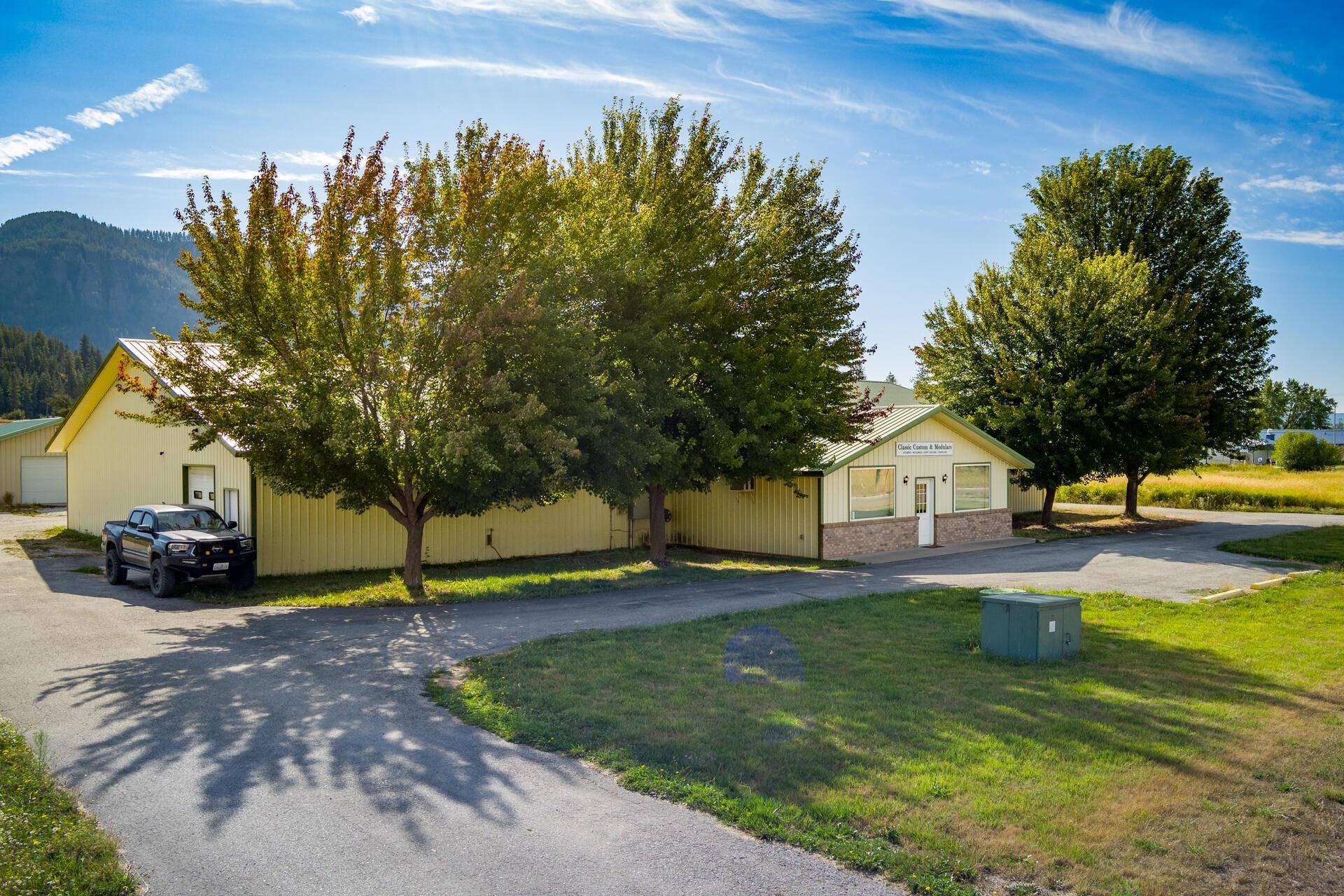 634 N 7th St, Chewelah, WA 99109