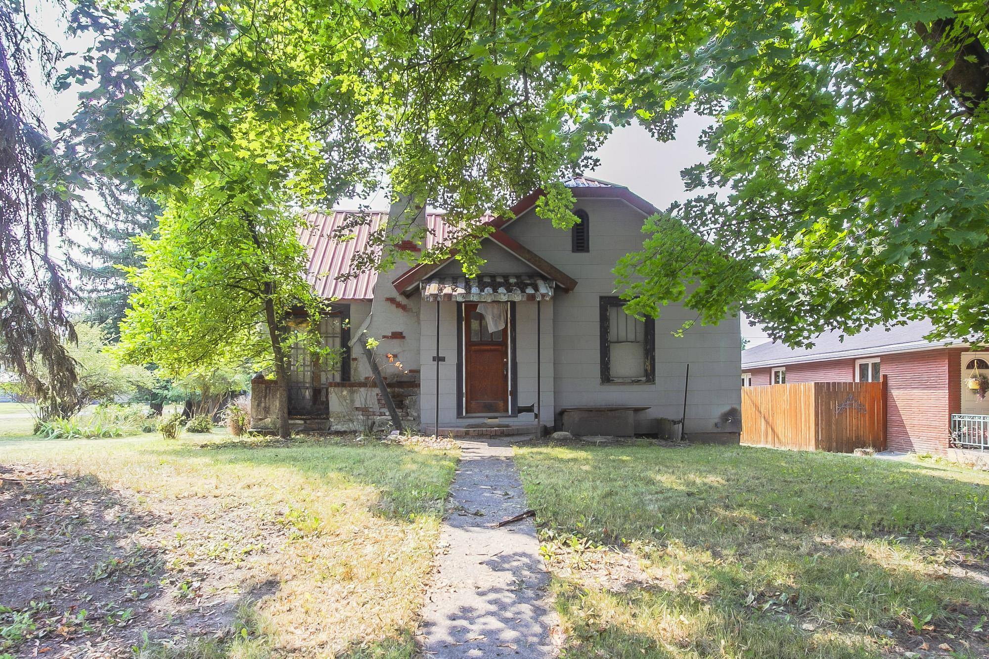 558 E 1st Ave, Colville, WA 99114