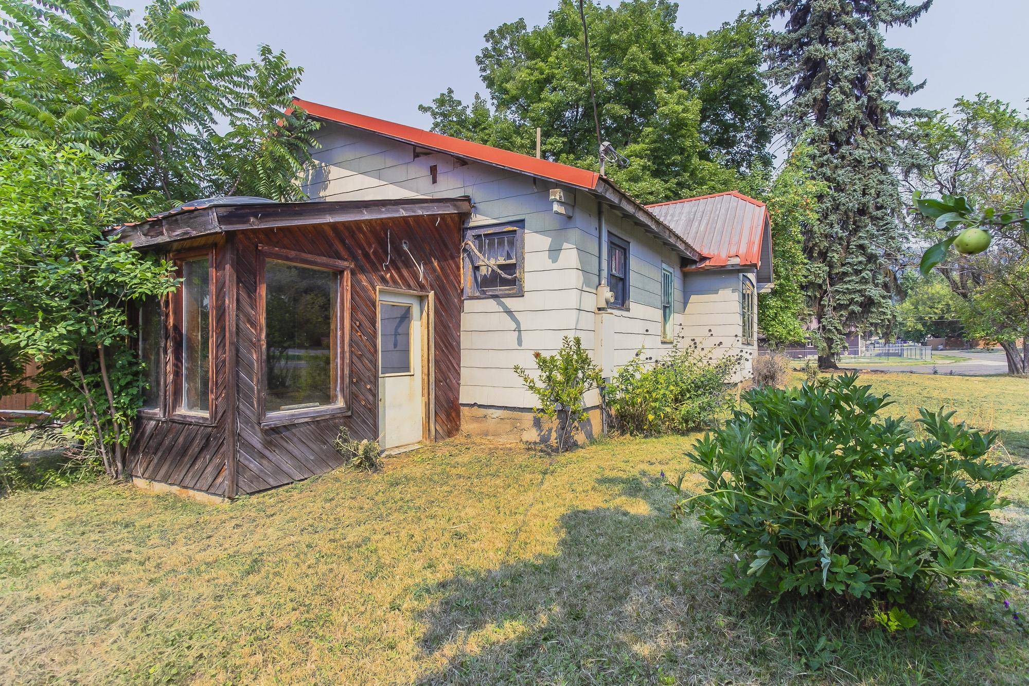 558 E 1st Ave, Colville, WA 99114