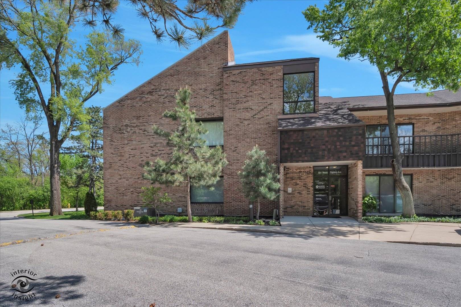 501 W Ogden AVE, Hinsdale, IL 60521