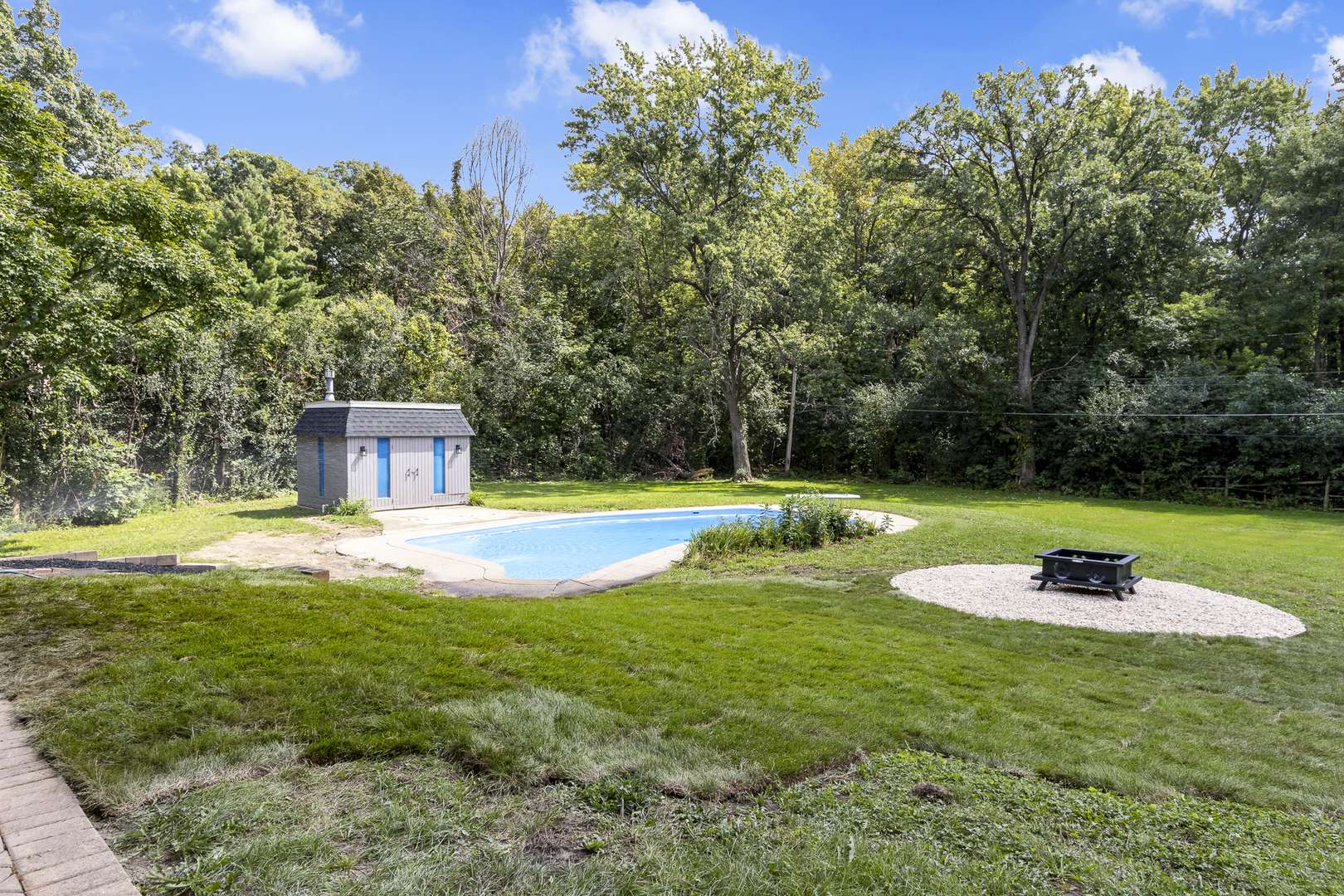 275 Goodridge TER, Roselle, IL 60172