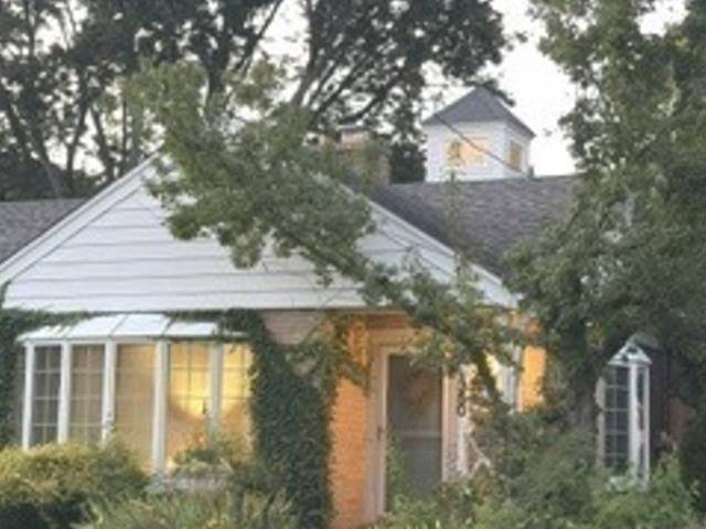 350 Ridgewood AVE, Glen Ellyn, IL 60137