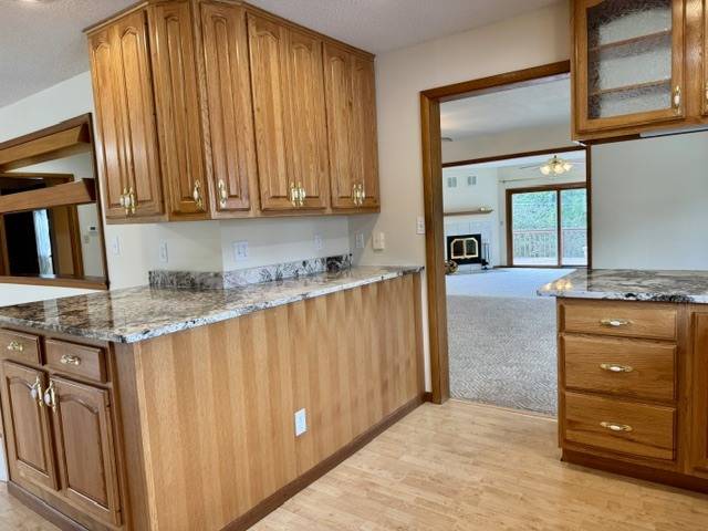 1246 8th AVE N, Clinton, IA 52732